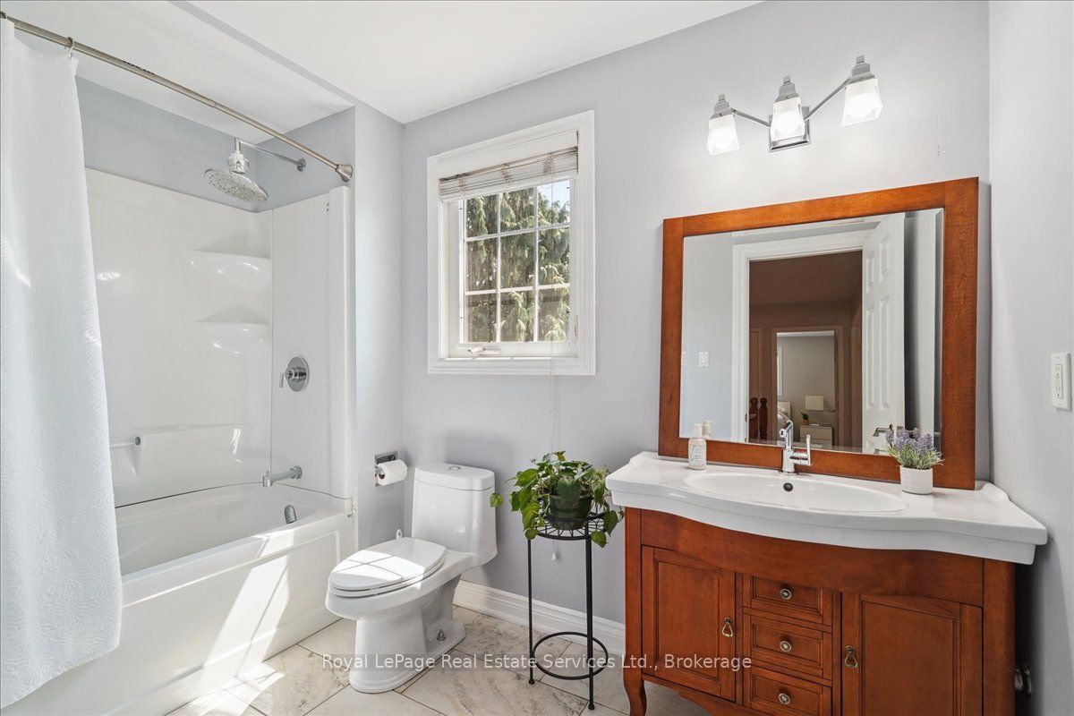 471 Deerhurst Drive Property Photo 30