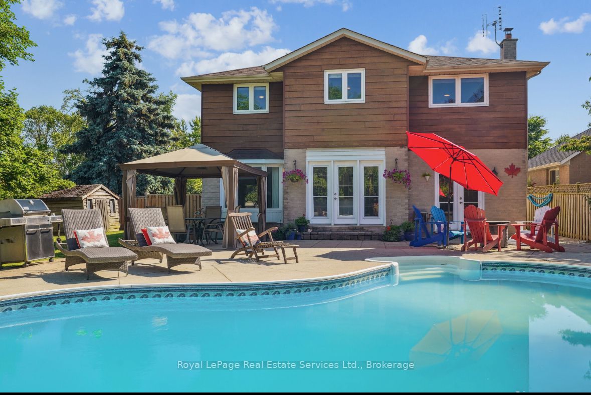 471 Deerhurst Drive Property Photo 39