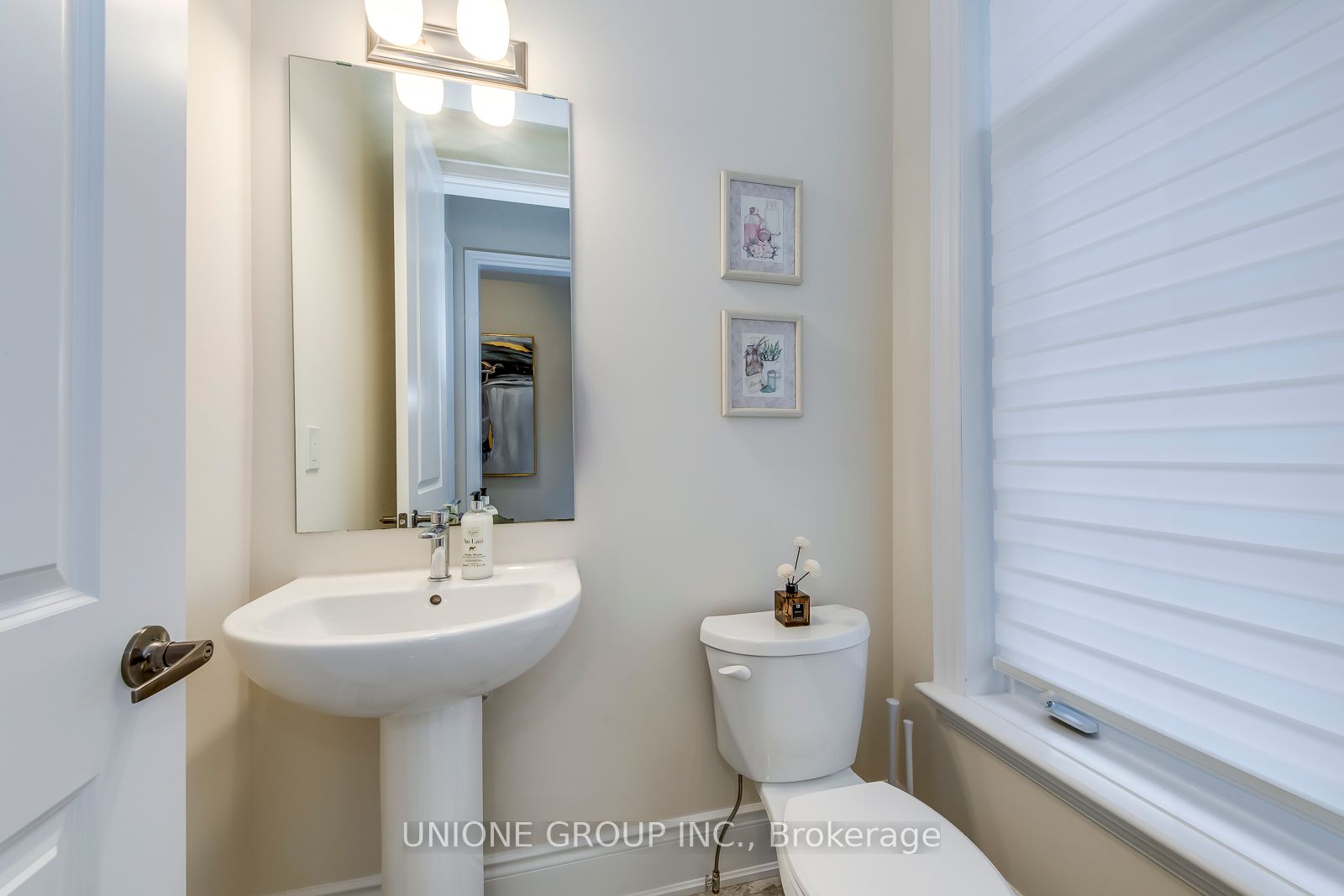 1243 Pondside Trail Property Photo 20