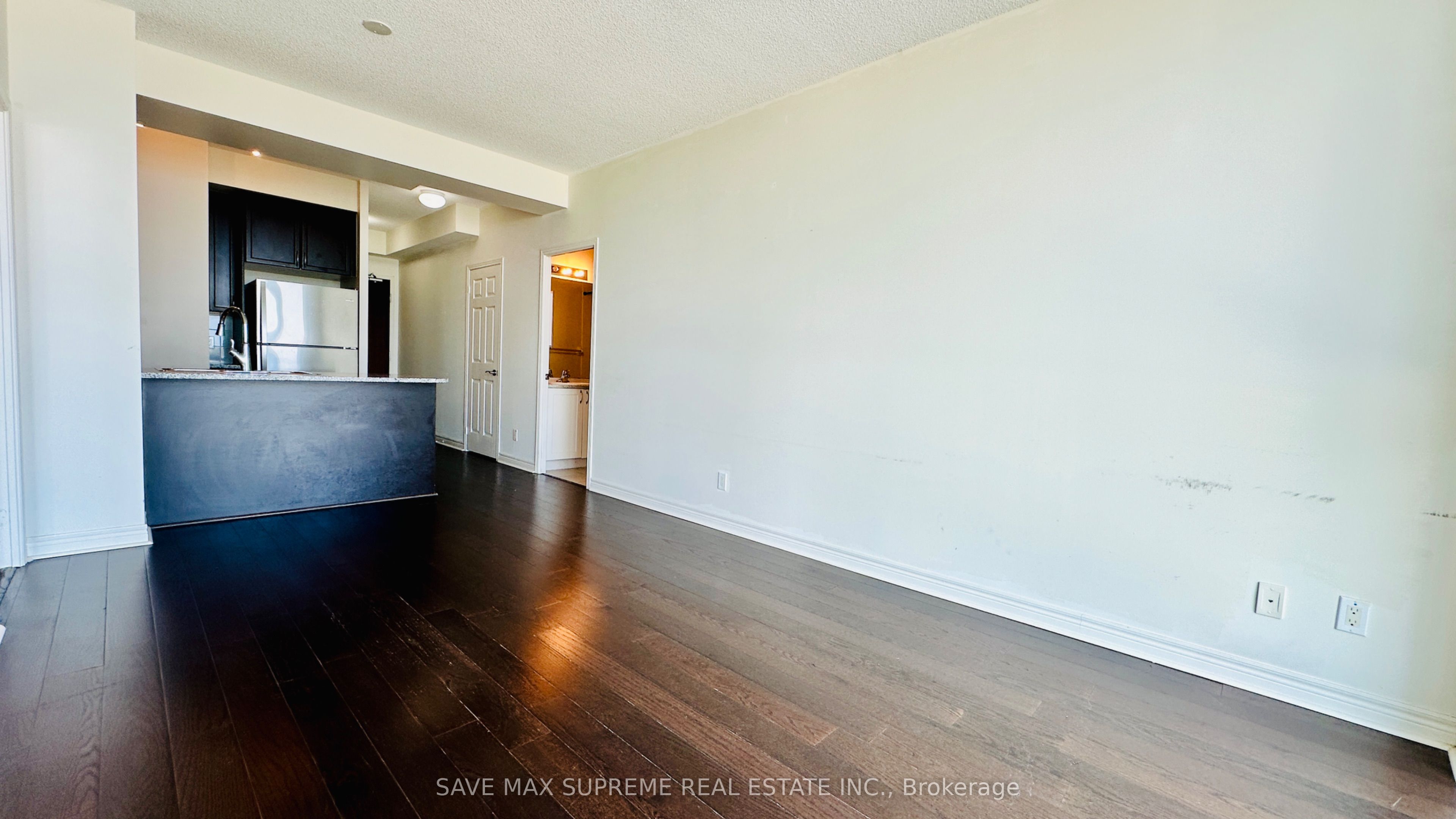 339 Rathburn Road W 1219 Property Photo 11