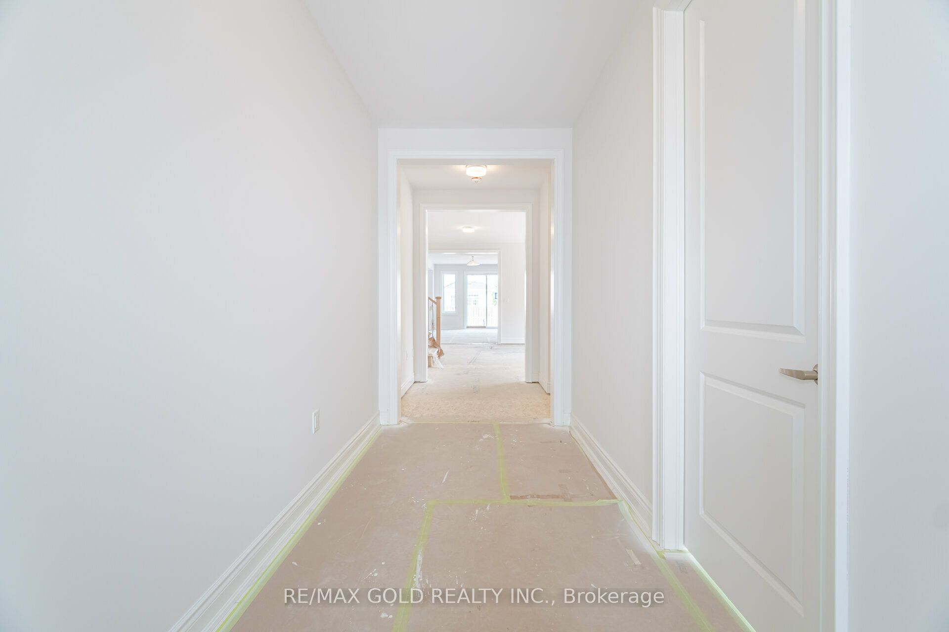 31 Dolomite Dr Property Photo 6