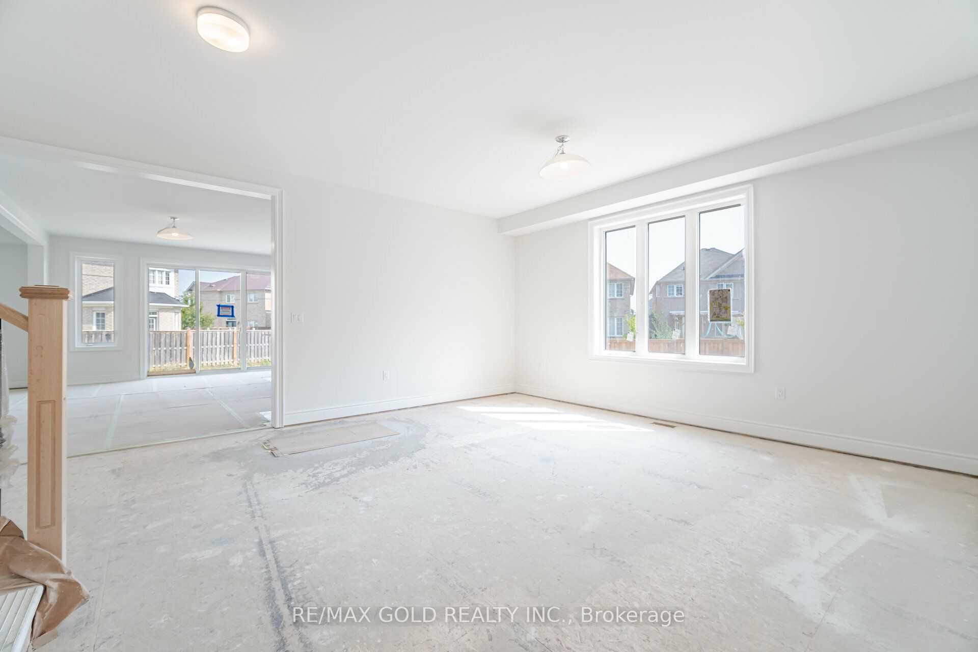 31 Dolomite Dr Property Photo 8