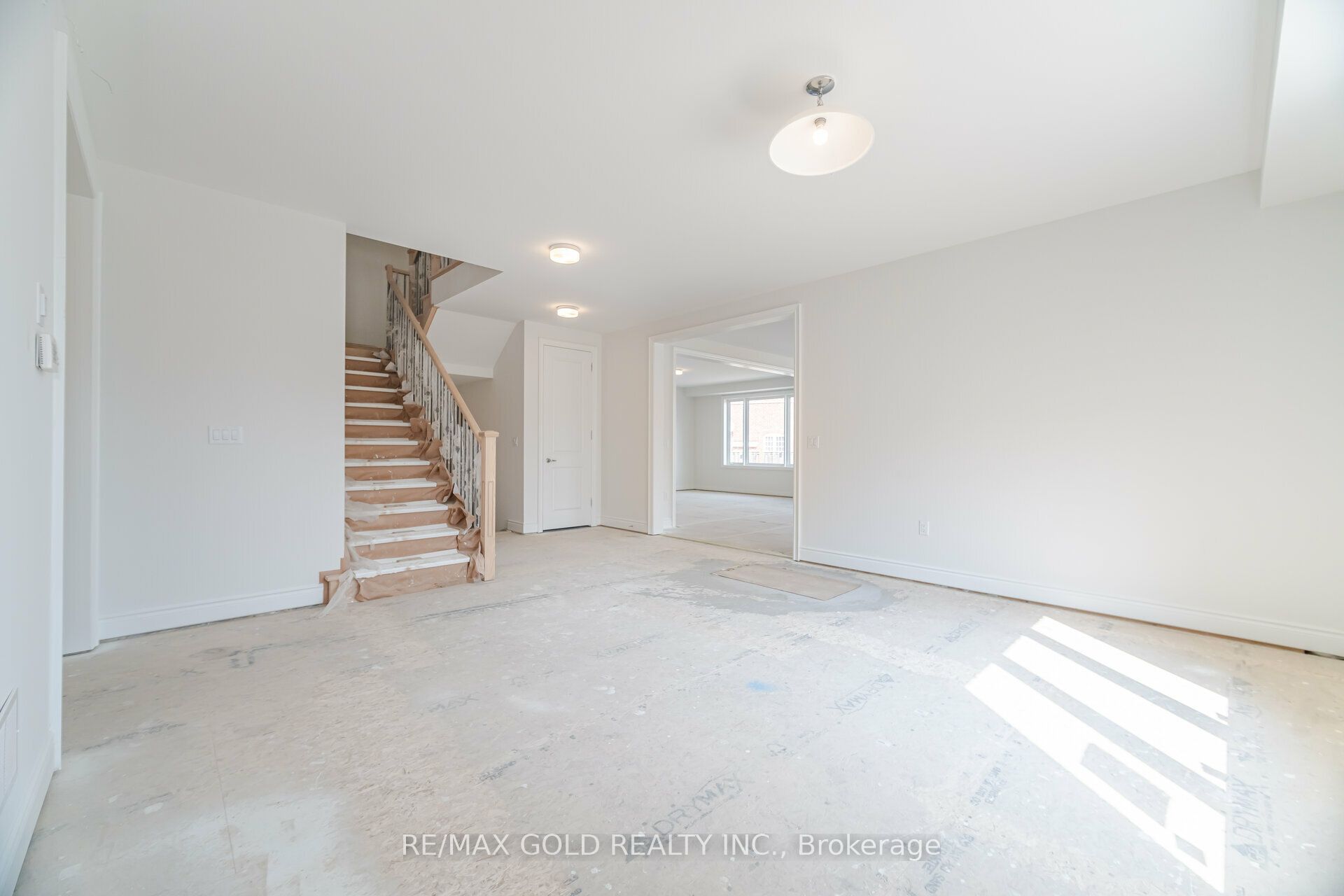 31 Dolomite Dr Property Photo 10