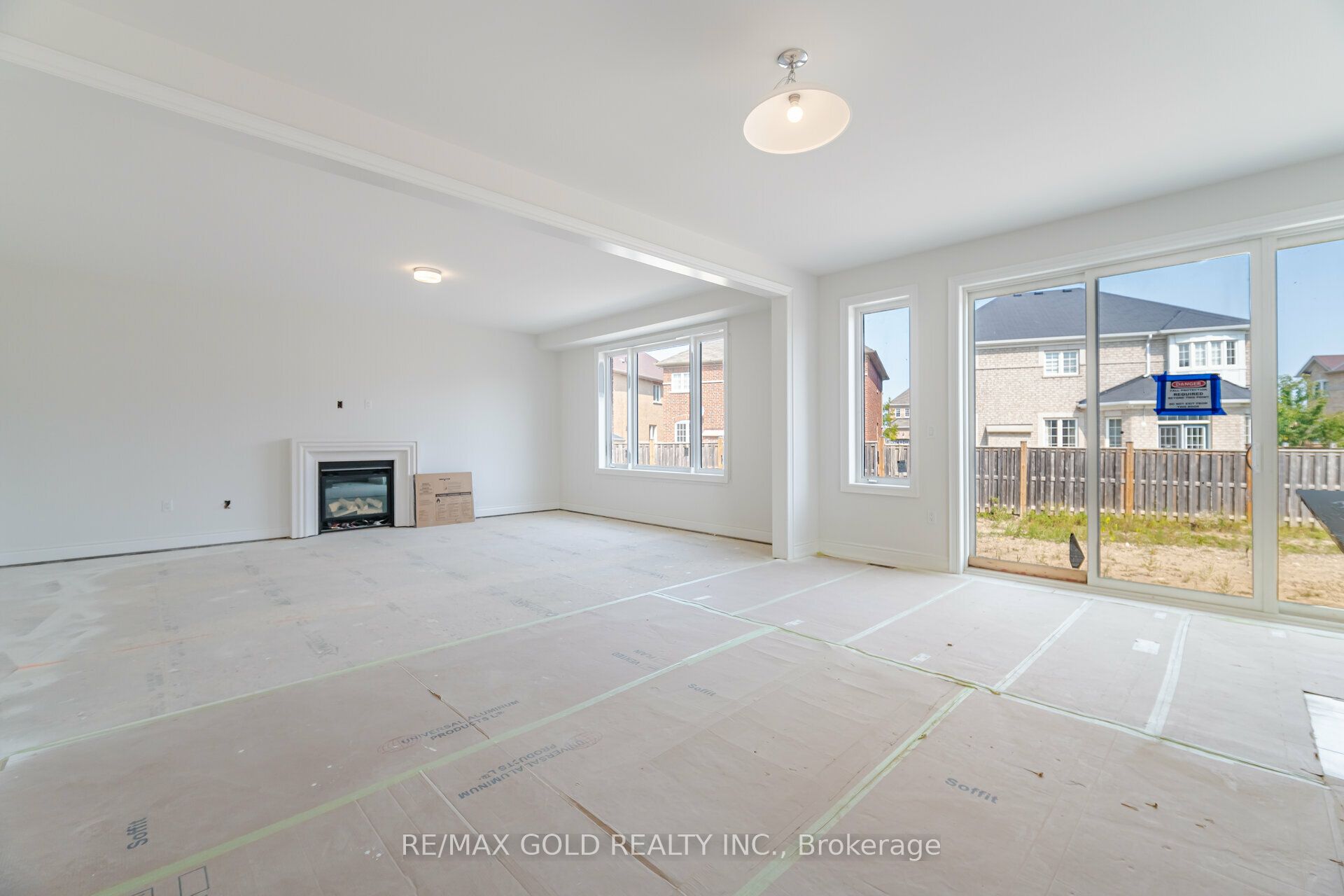 31 Dolomite Dr Property Photo 12