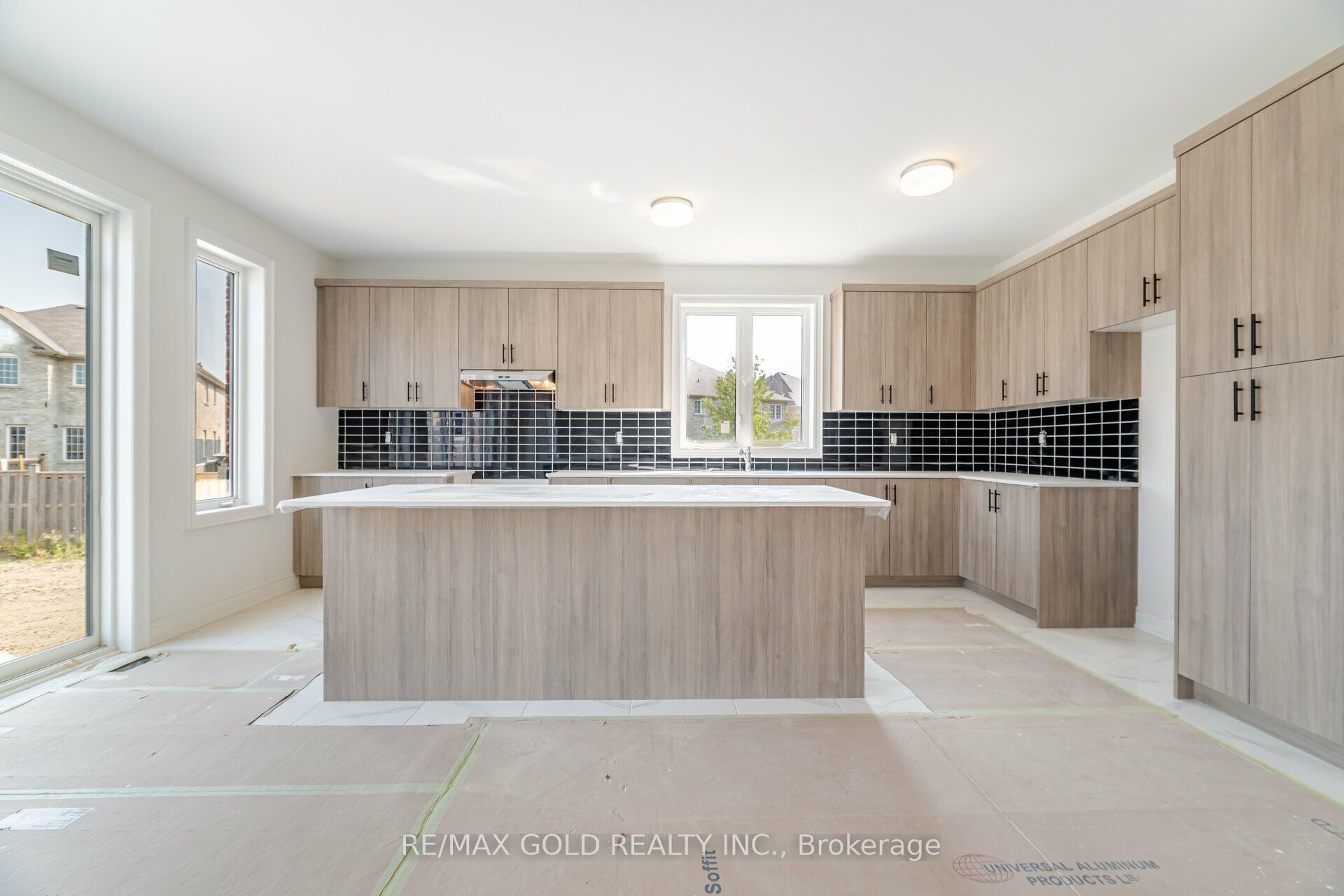 31 Dolomite Dr Property Photo 15