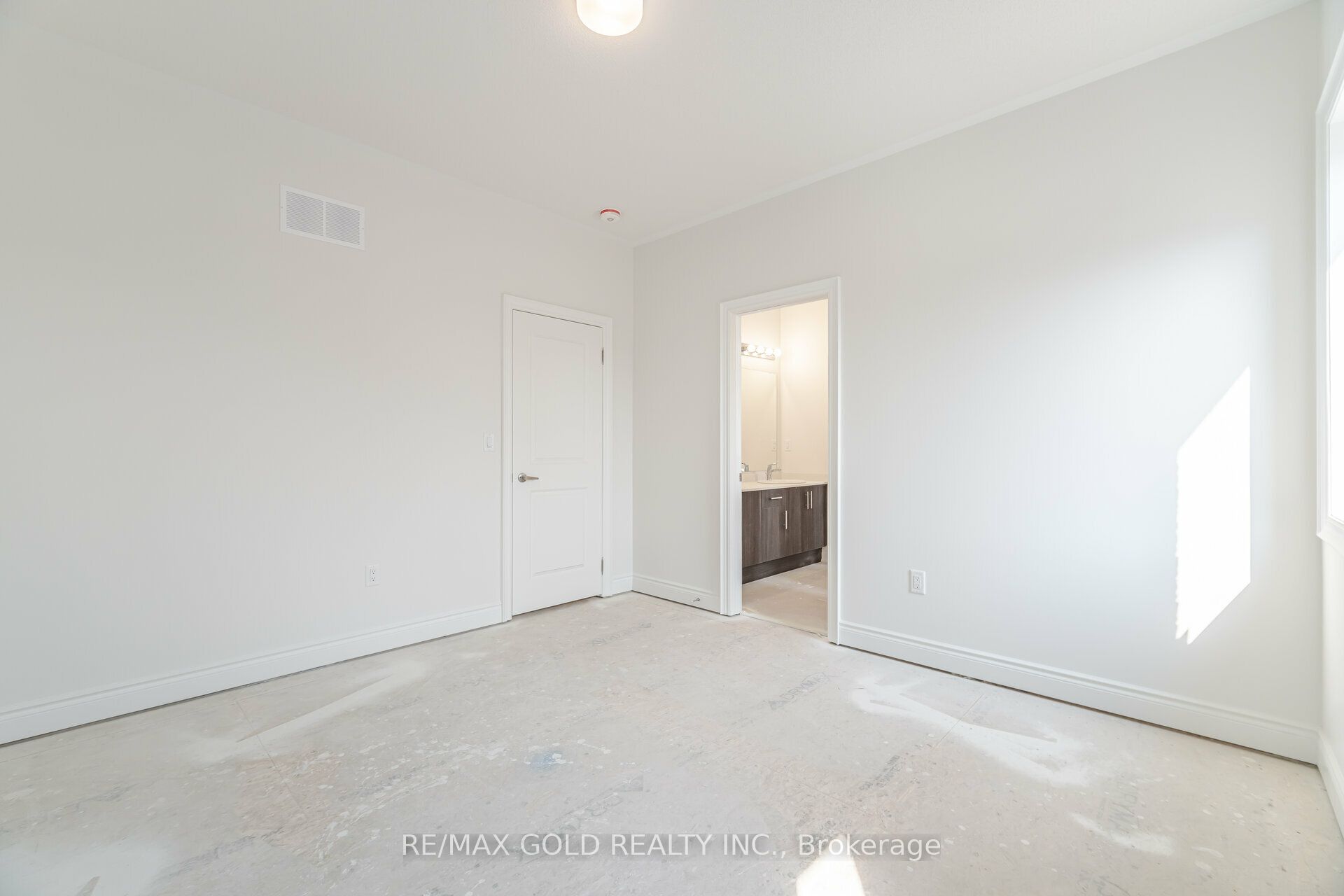 31 Dolomite Dr Property Photo 48