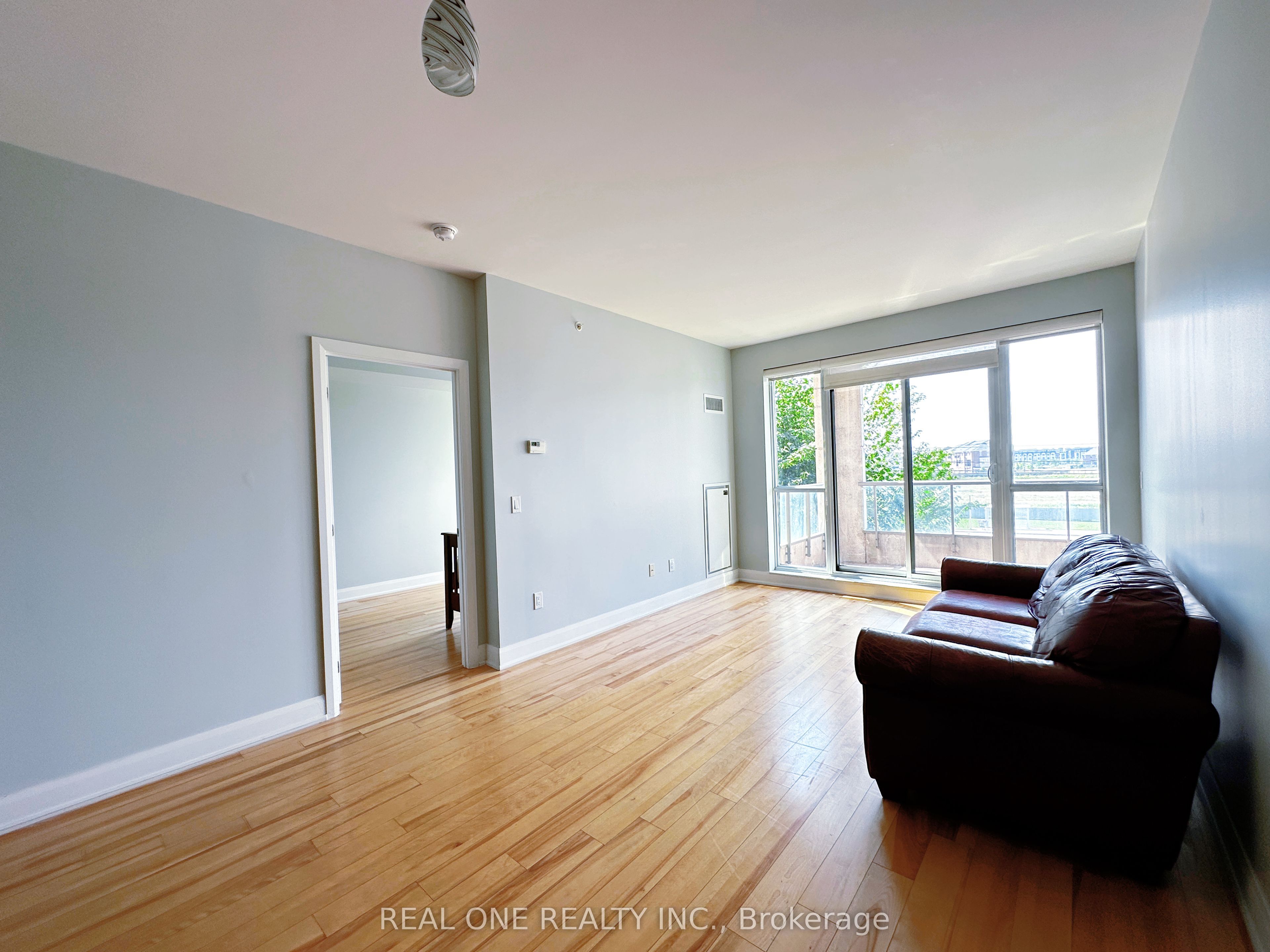 2480 Prince Michael Dr Property Photo 4