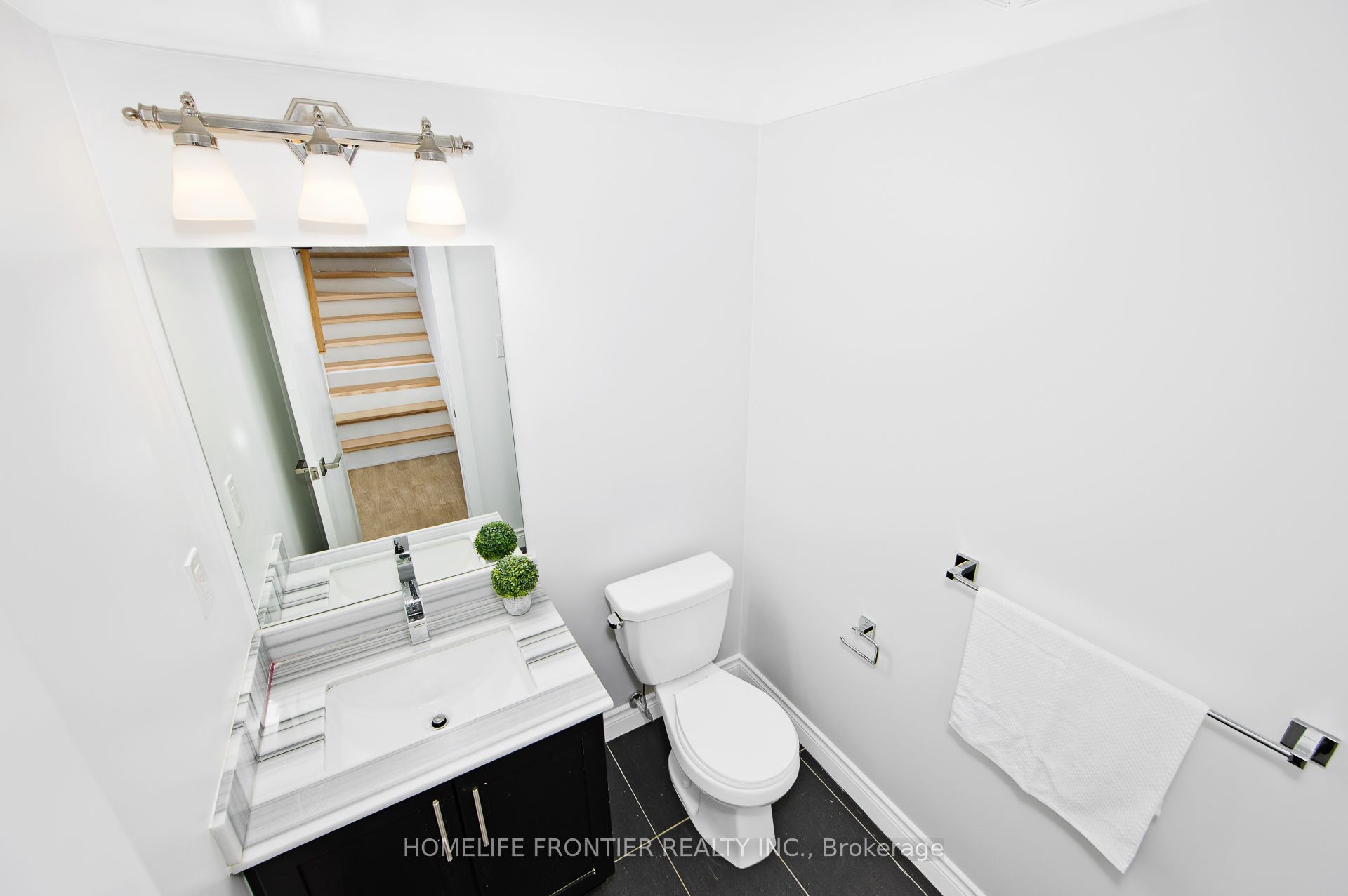 4020 Parkside Village Dr Property Photo 10