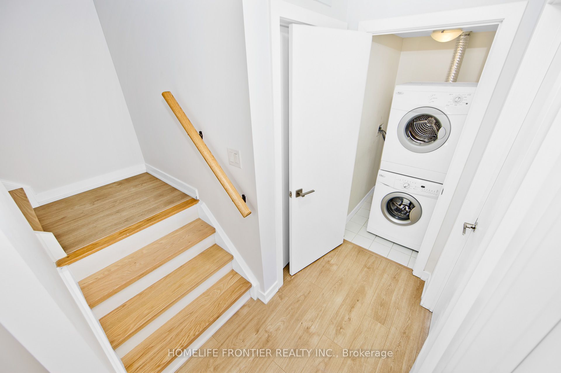 4020 Parkside Village Dr Property Photo 15