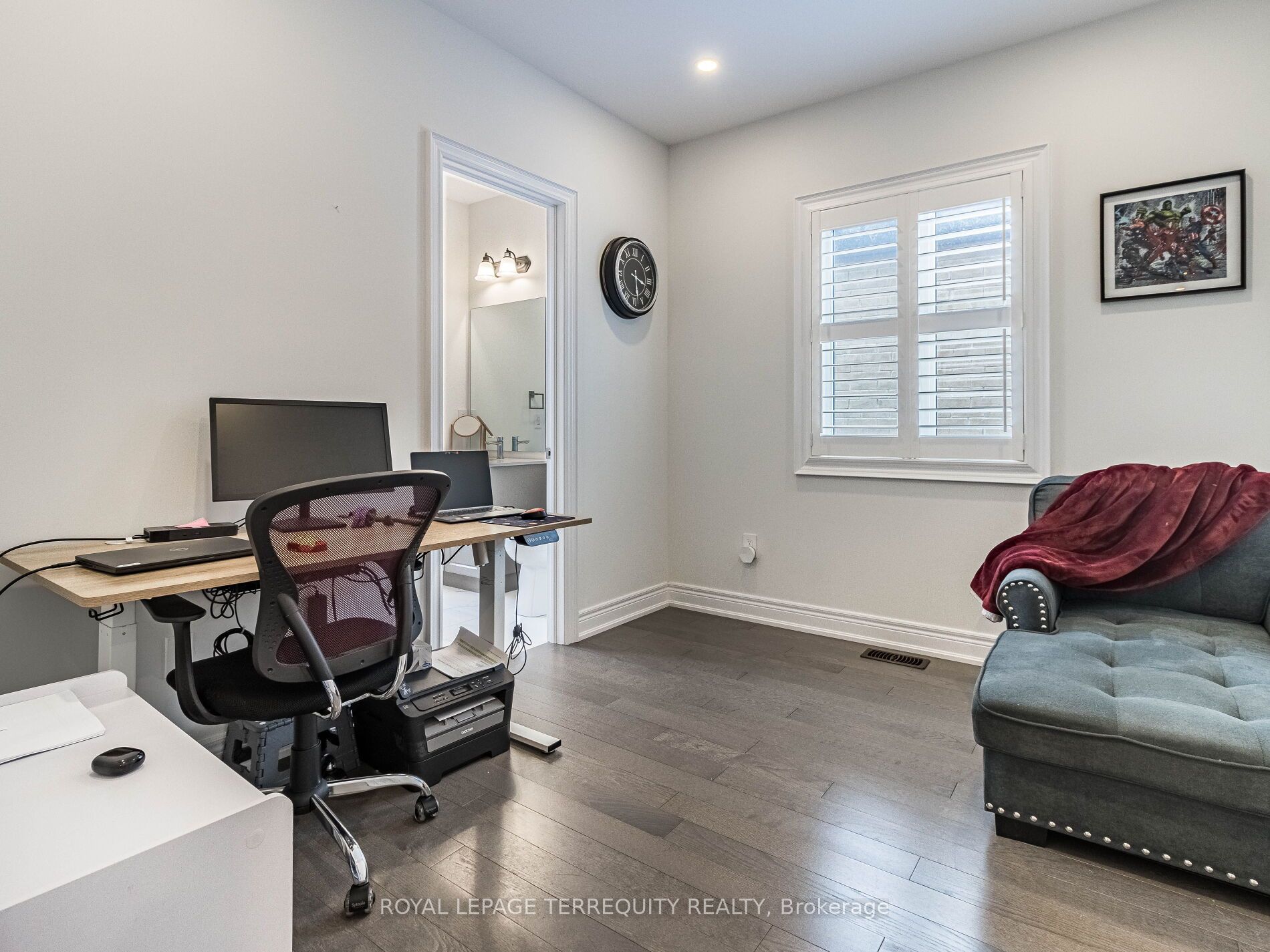 1386 Queens Plate Rd Property Photo 26