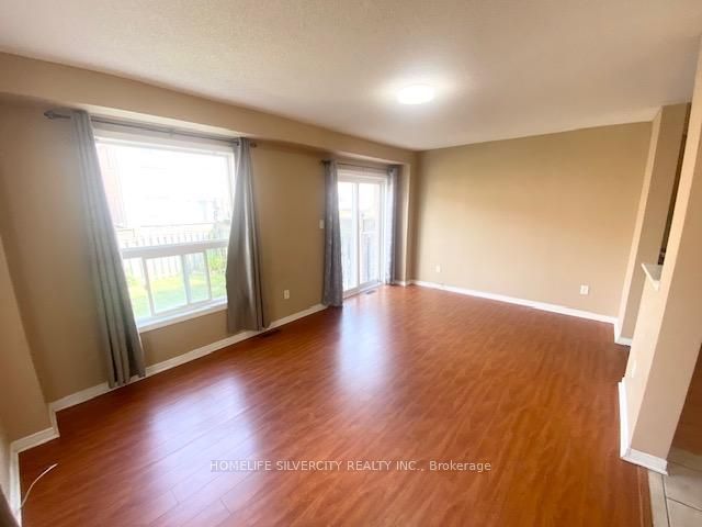 107 Cadillac Crescent Property Photo 5