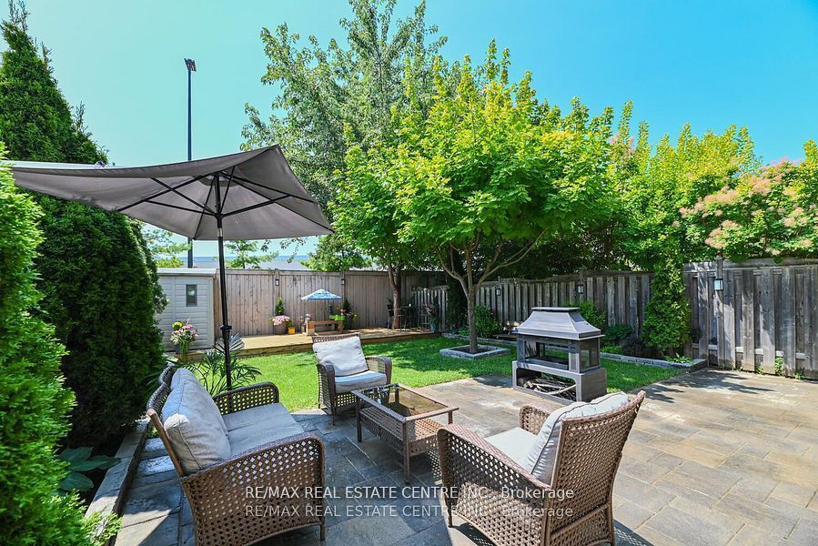 2498 Longridge Crescent Property Photo 36
