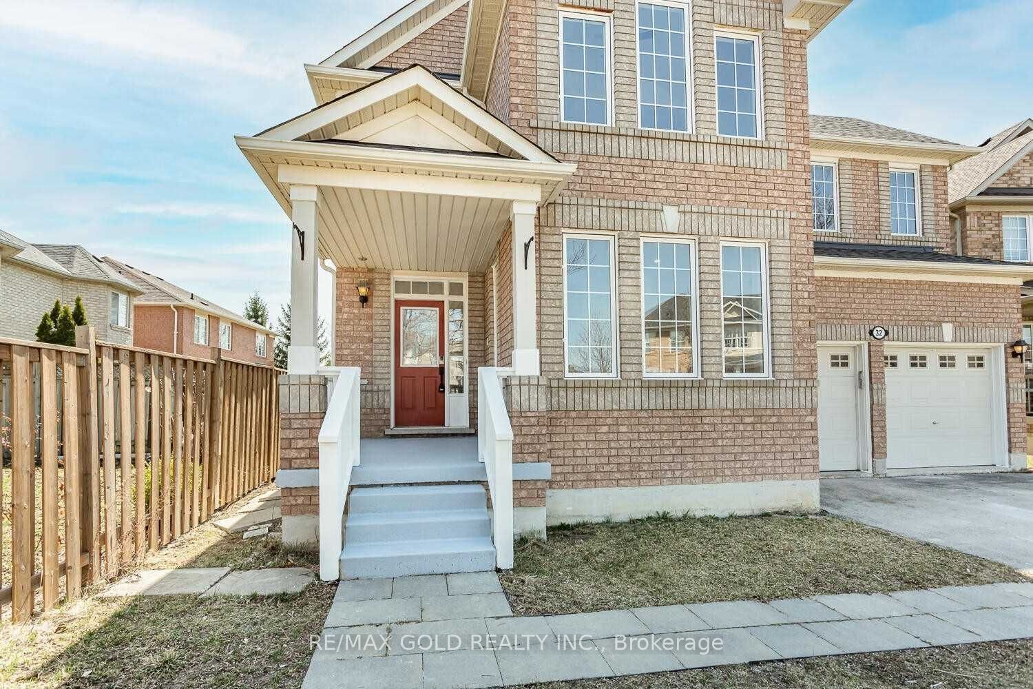 32 Cogswell Crescent Property Photo 1