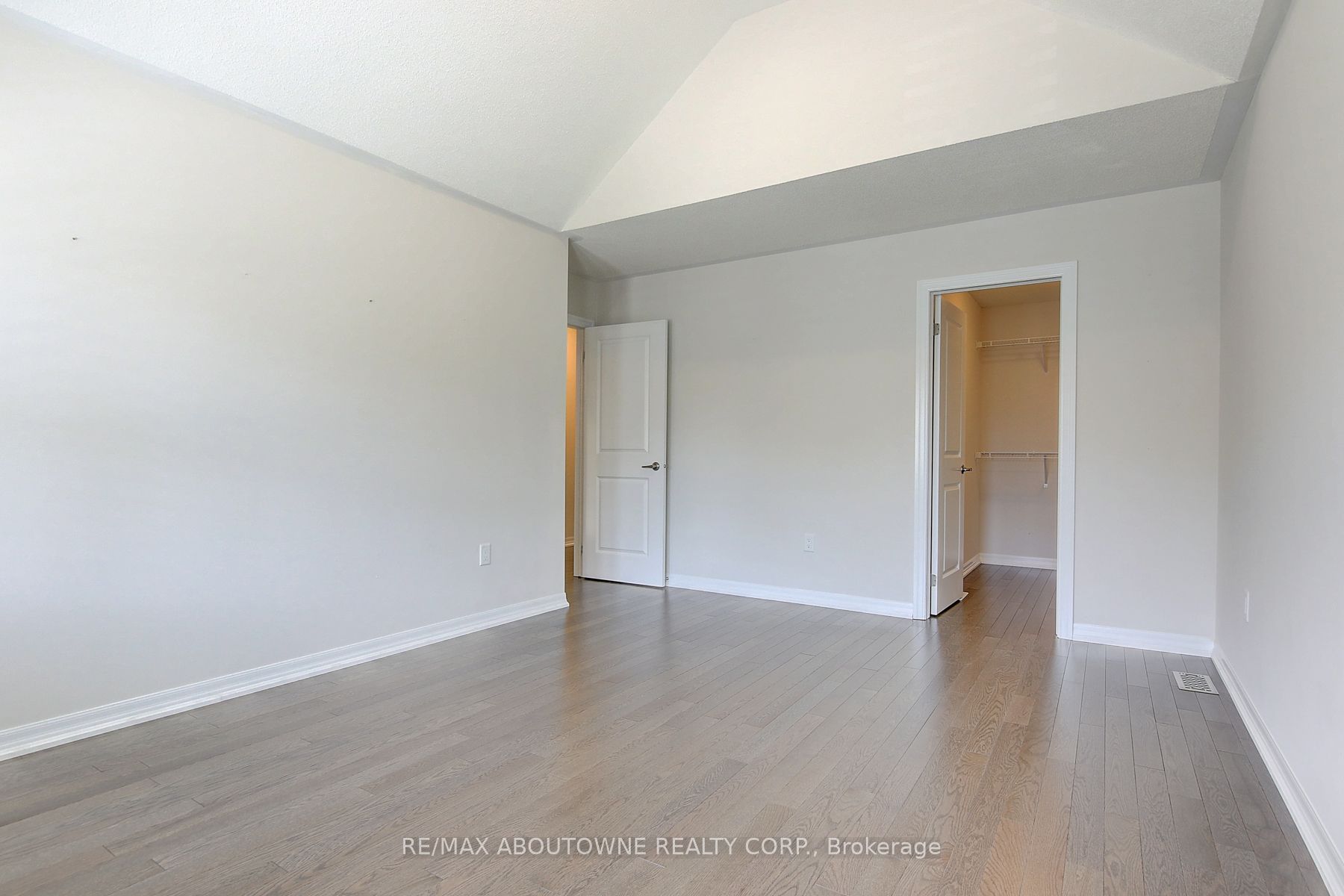 142 Mcwilliams Crescent Property Photo 27