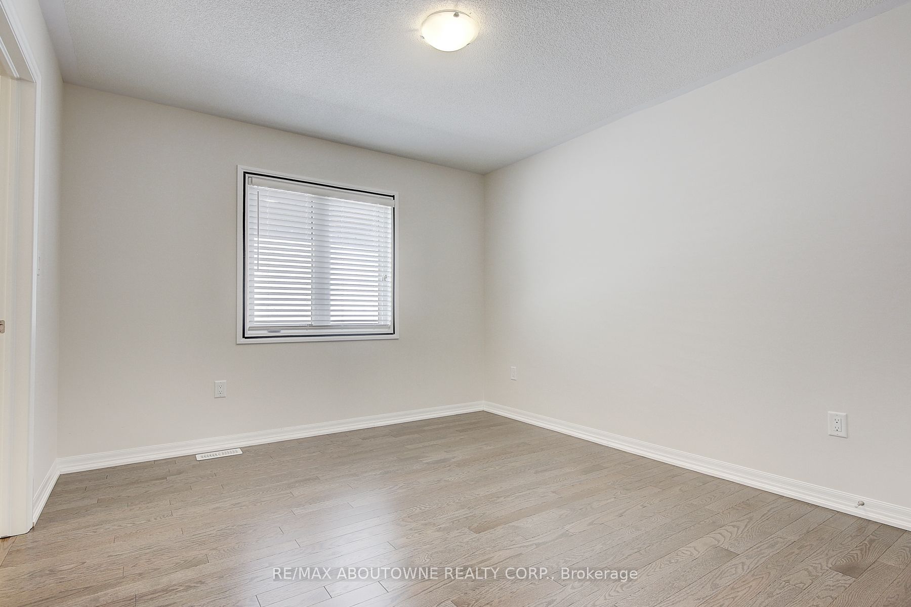 142 Mcwilliams Crescent Property Photo 31