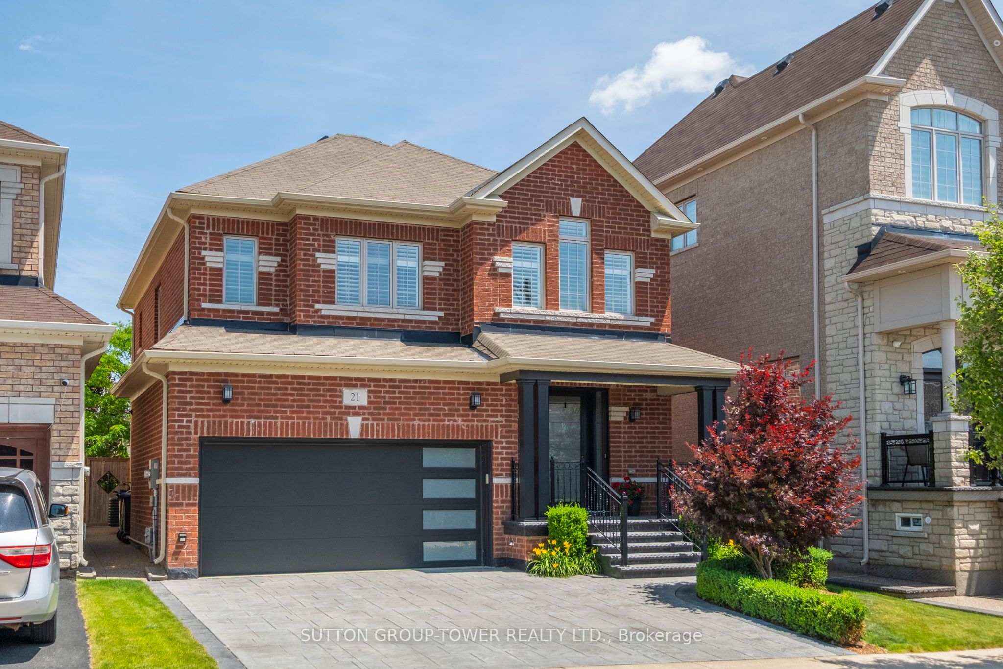 21 Fieldstone Lane Avenue Property Photo 2