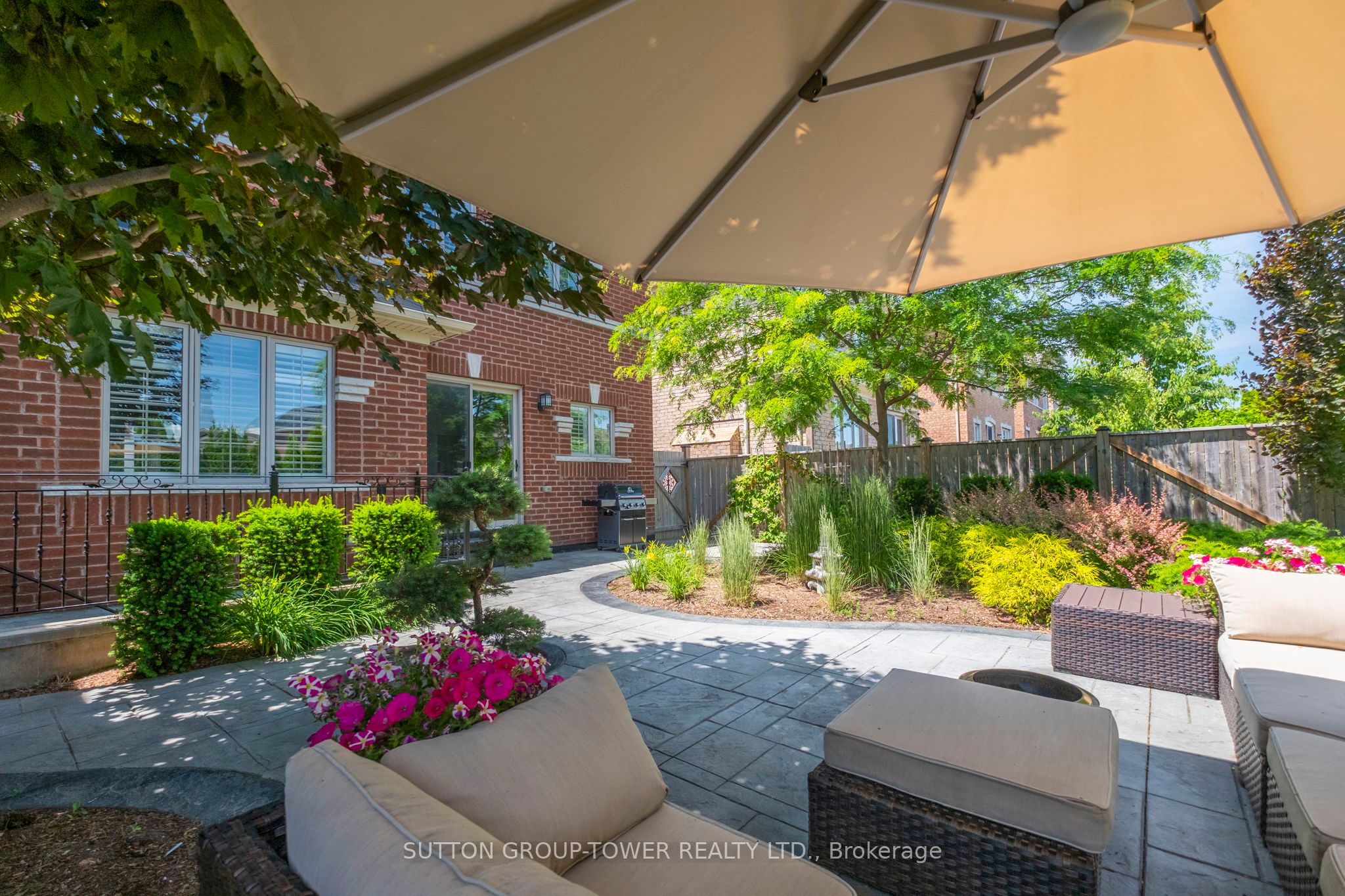 21 Fieldstone Lane Avenue Property Photo 43
