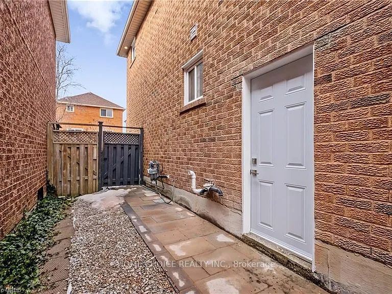 3722 Densbury Dr Property Photo 42