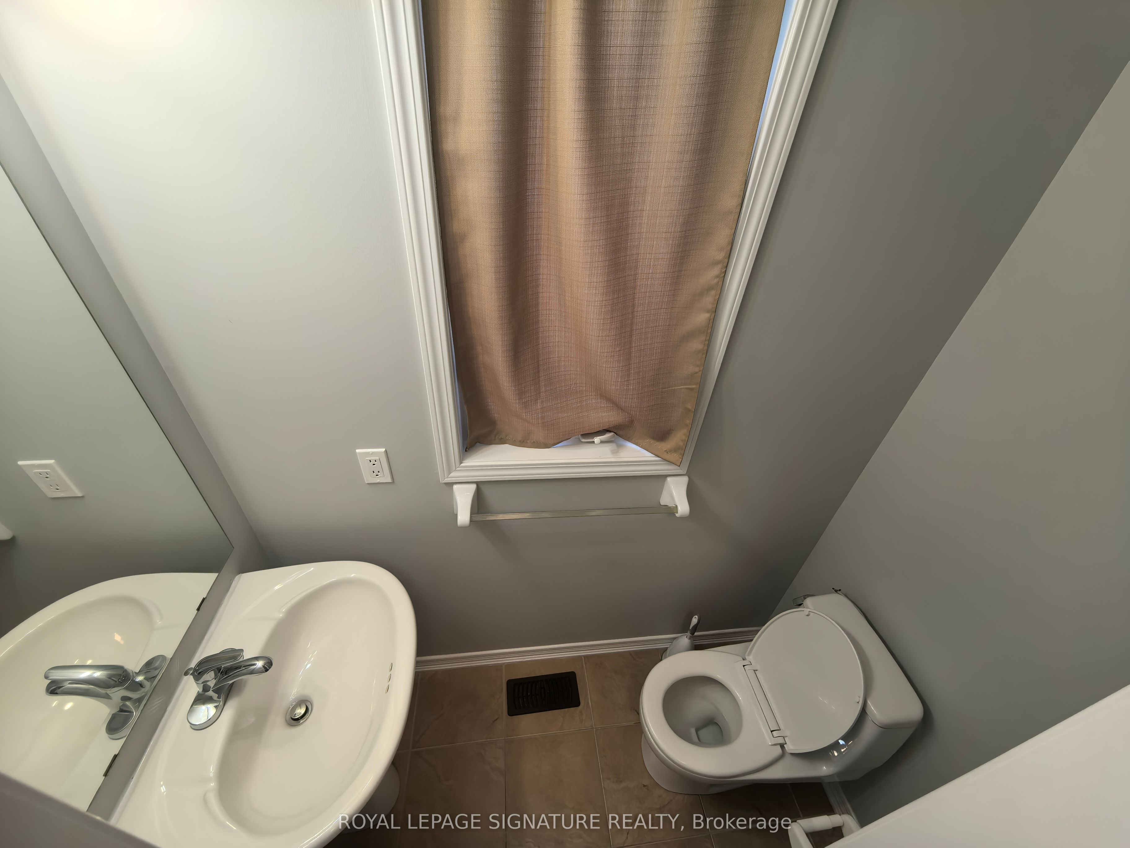 6625 Falconer Dr Property Photo 8