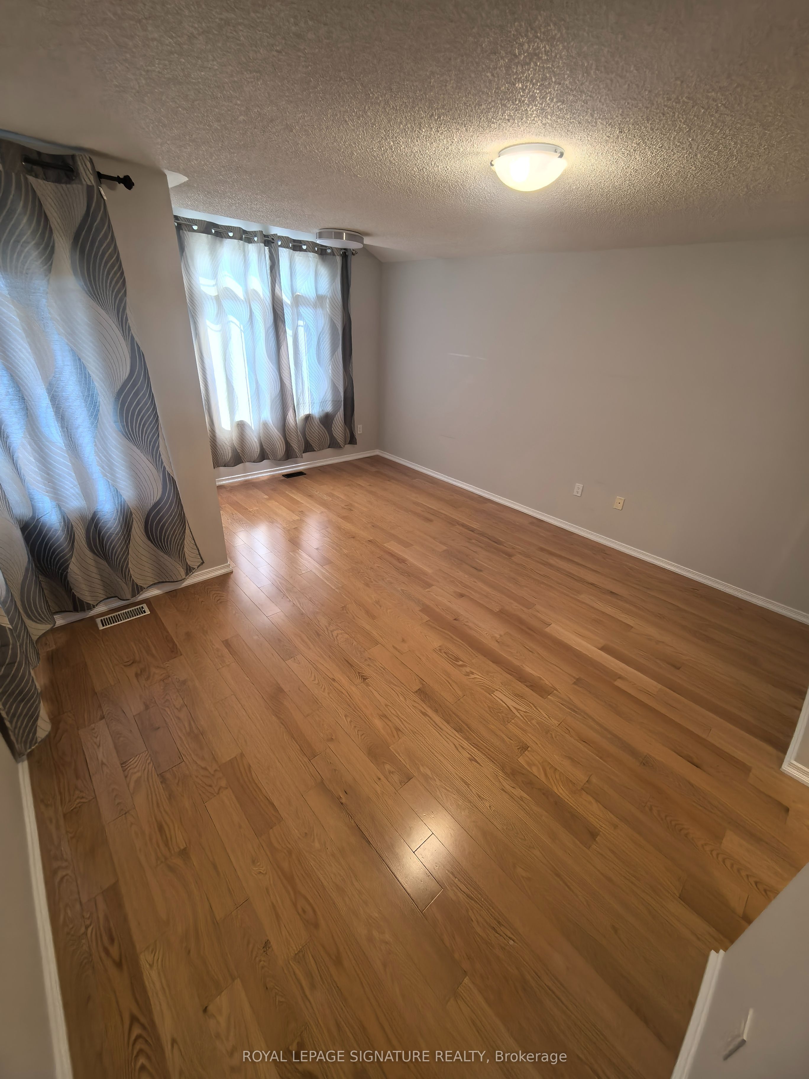 6625 Falconer Dr Property Photo 17