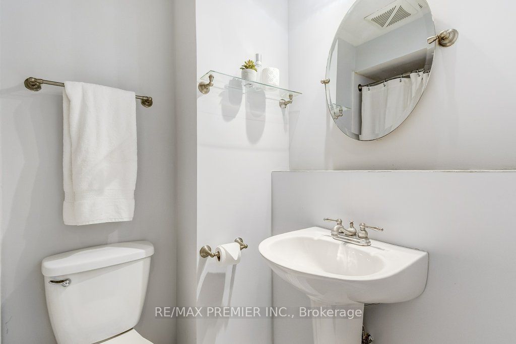 #81 - 2670 Battleford Road Property Photo 22