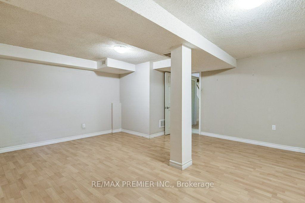 #81 - 2670 Battleford Road Property Photo 25