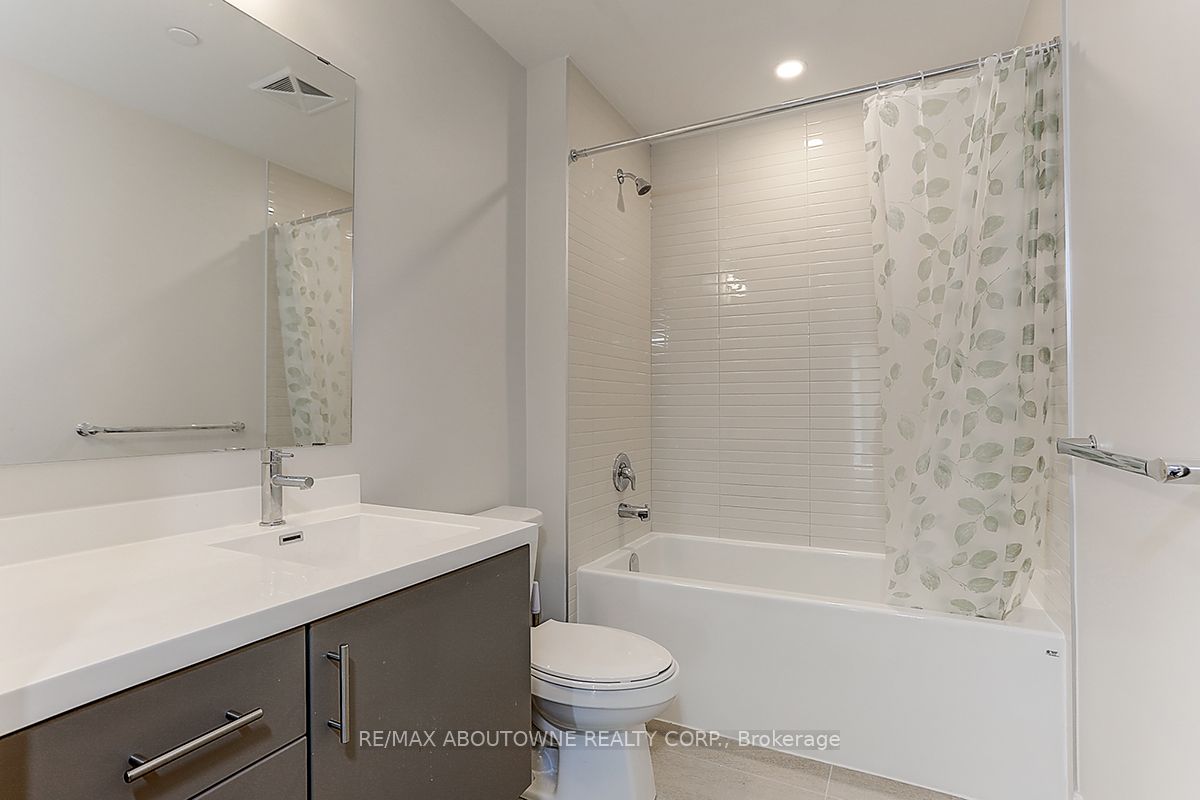 #208 - 3200 William Coltson Avenue Property Photo 31
