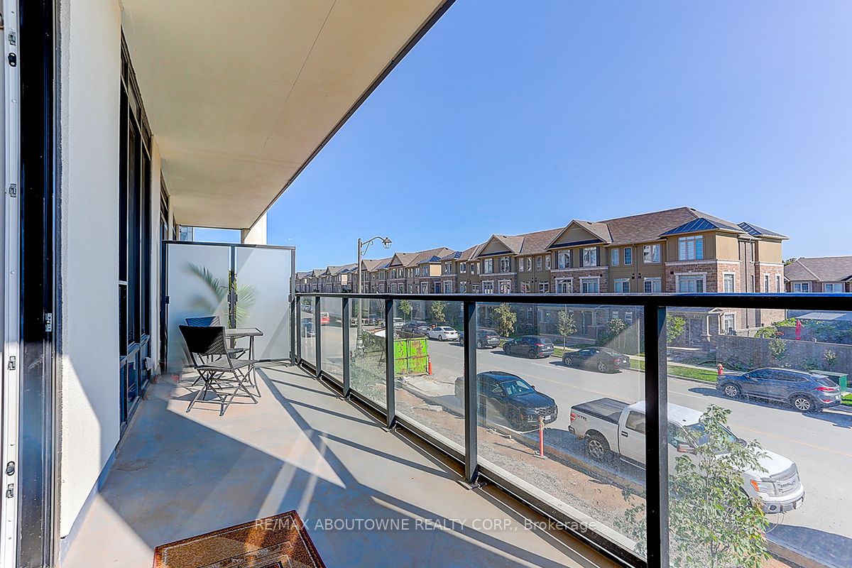 #208 - 3200 William Coltson Avenue Property Photo 32