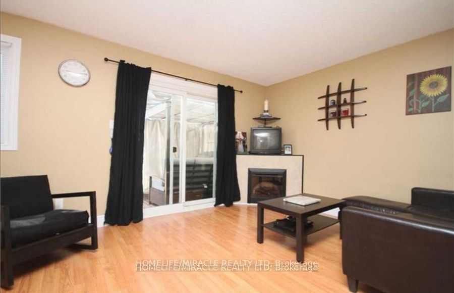 #upper - 41 Hindquarter Court Property Photo 2