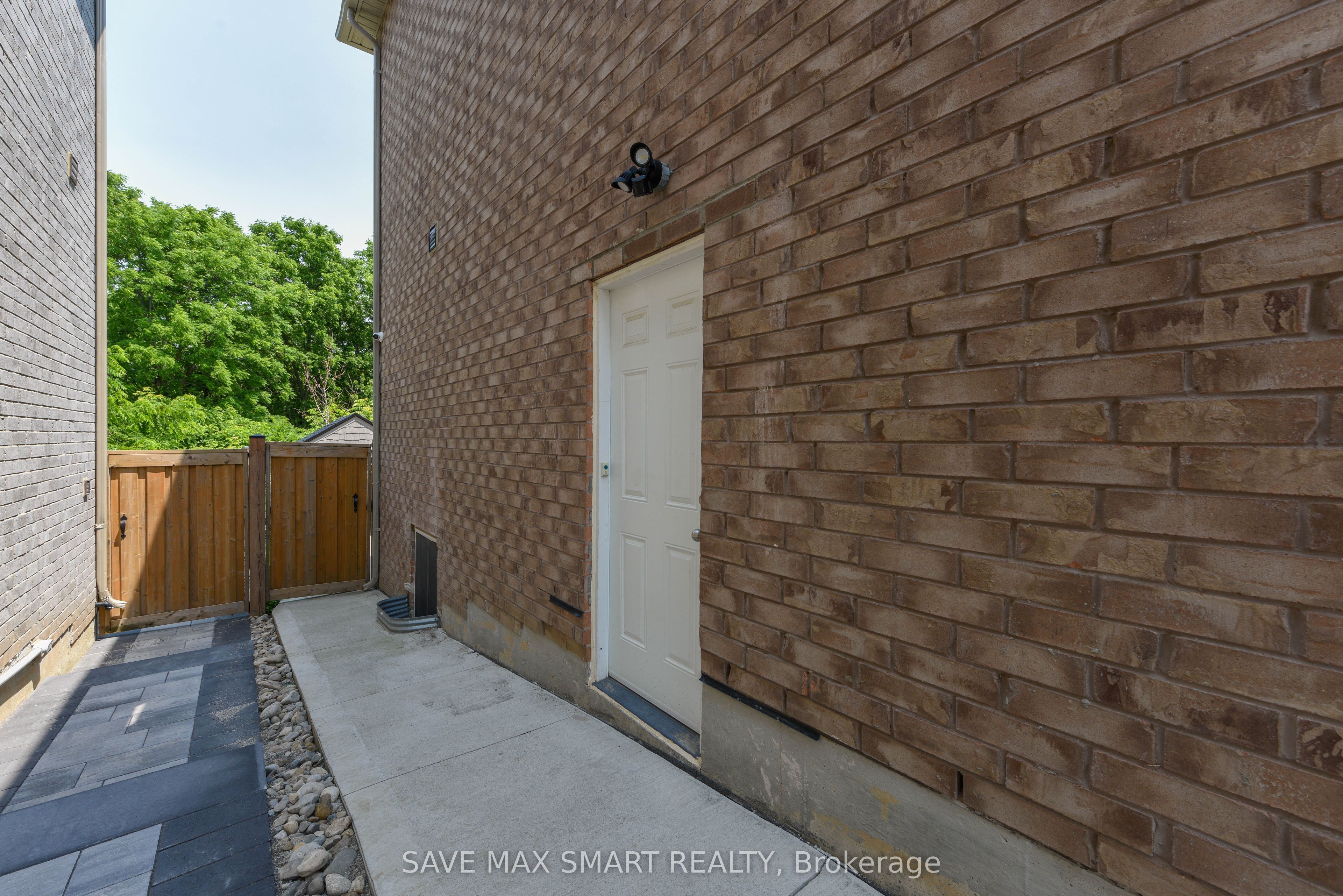 50 Unwind Crescent Property Photo 4