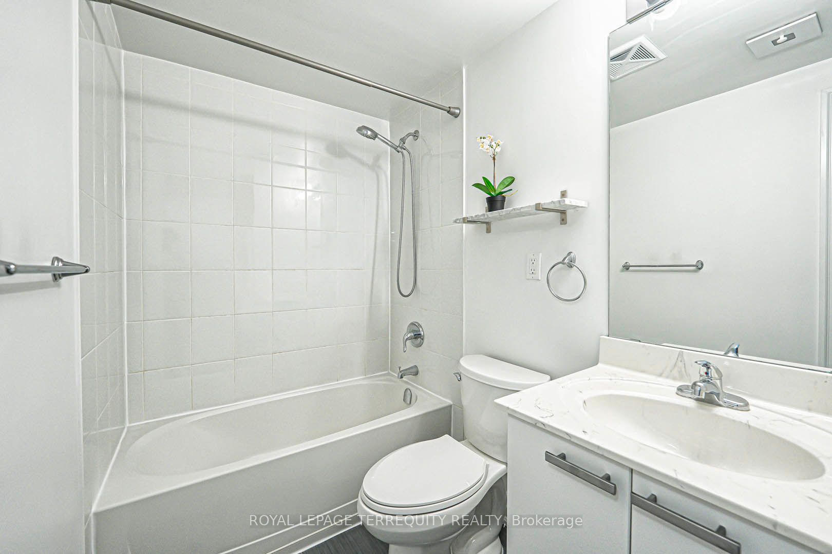 15 Sousa Mendes Street 402 Property Photo 26
