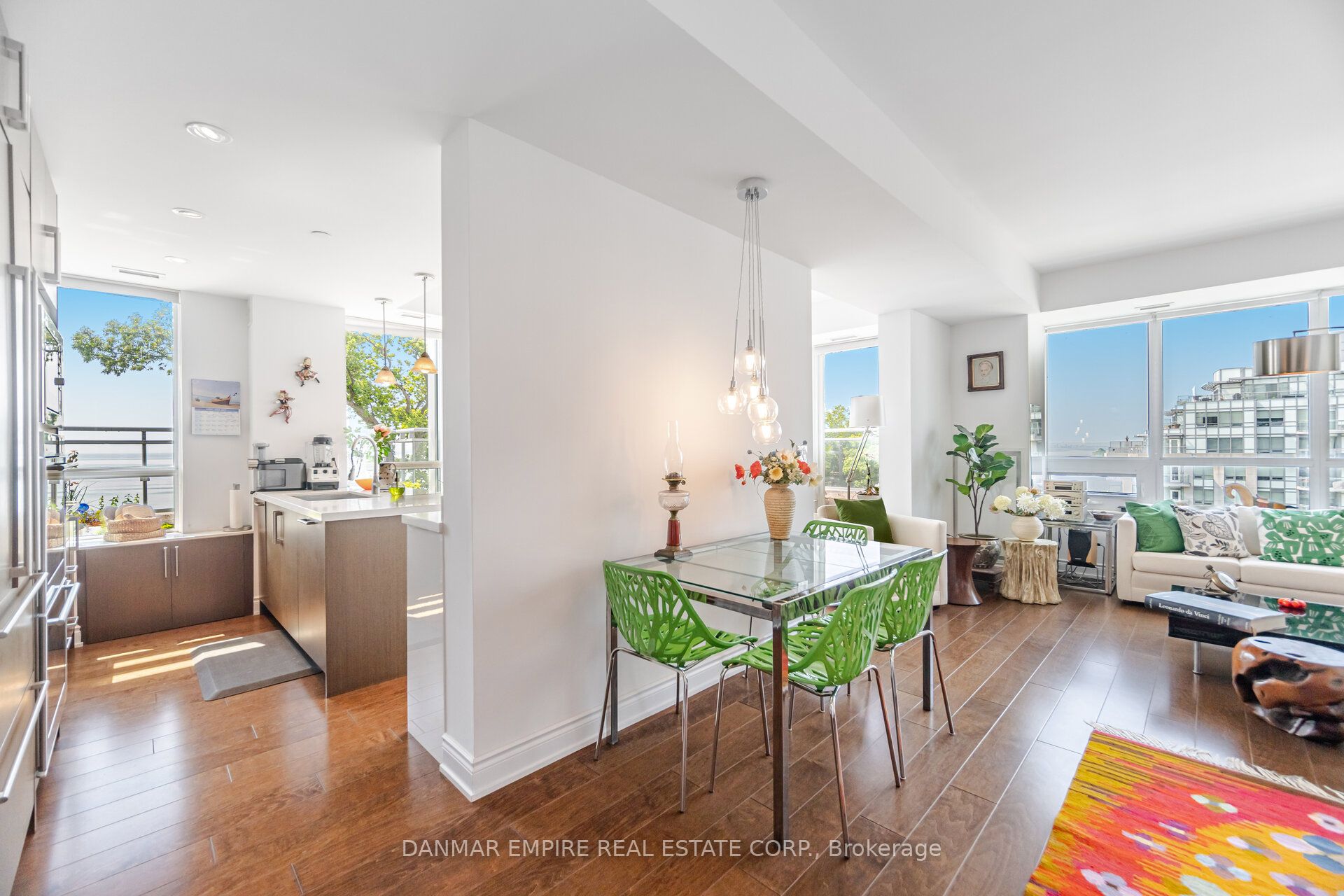 #604 - 3500 Lakeshore Road Property Photo 9