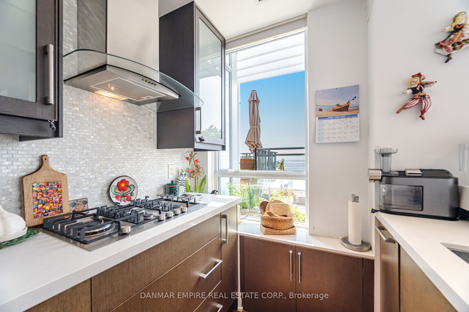 #604 - 3500 Lakeshore Road Property Photo 16