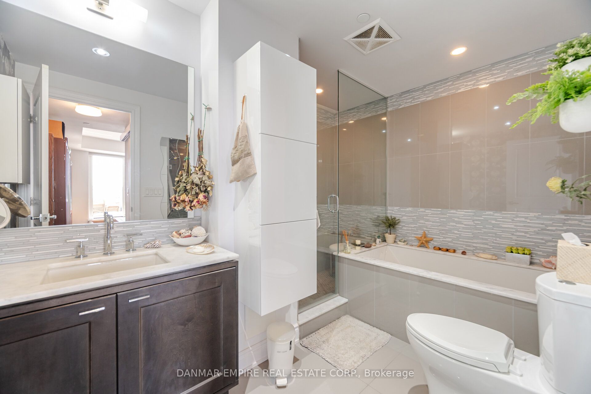 #604 - 3500 Lakeshore Road Property Photo 22