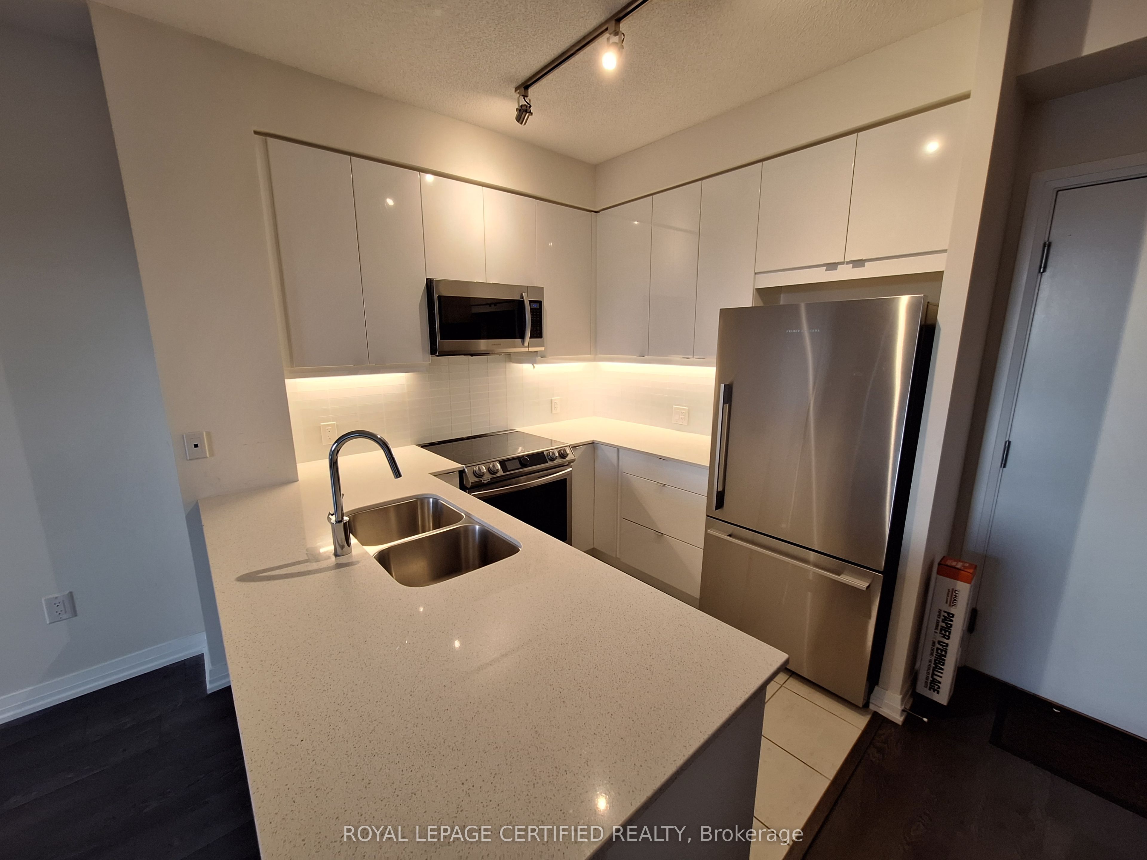 50 Thomas Riley Road 414 Property Photo 7