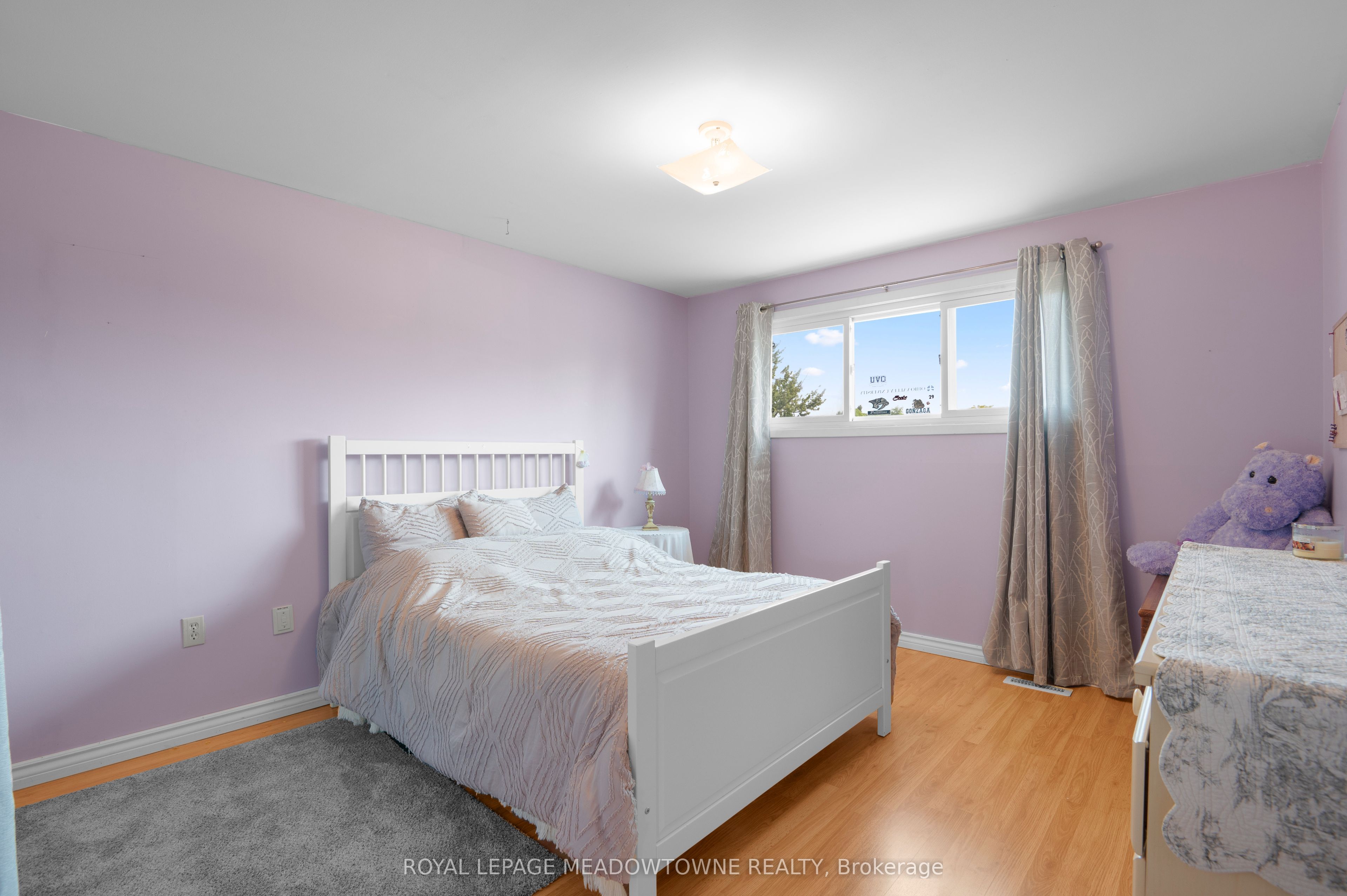 6058 Starfield Crescent Property Photo 31