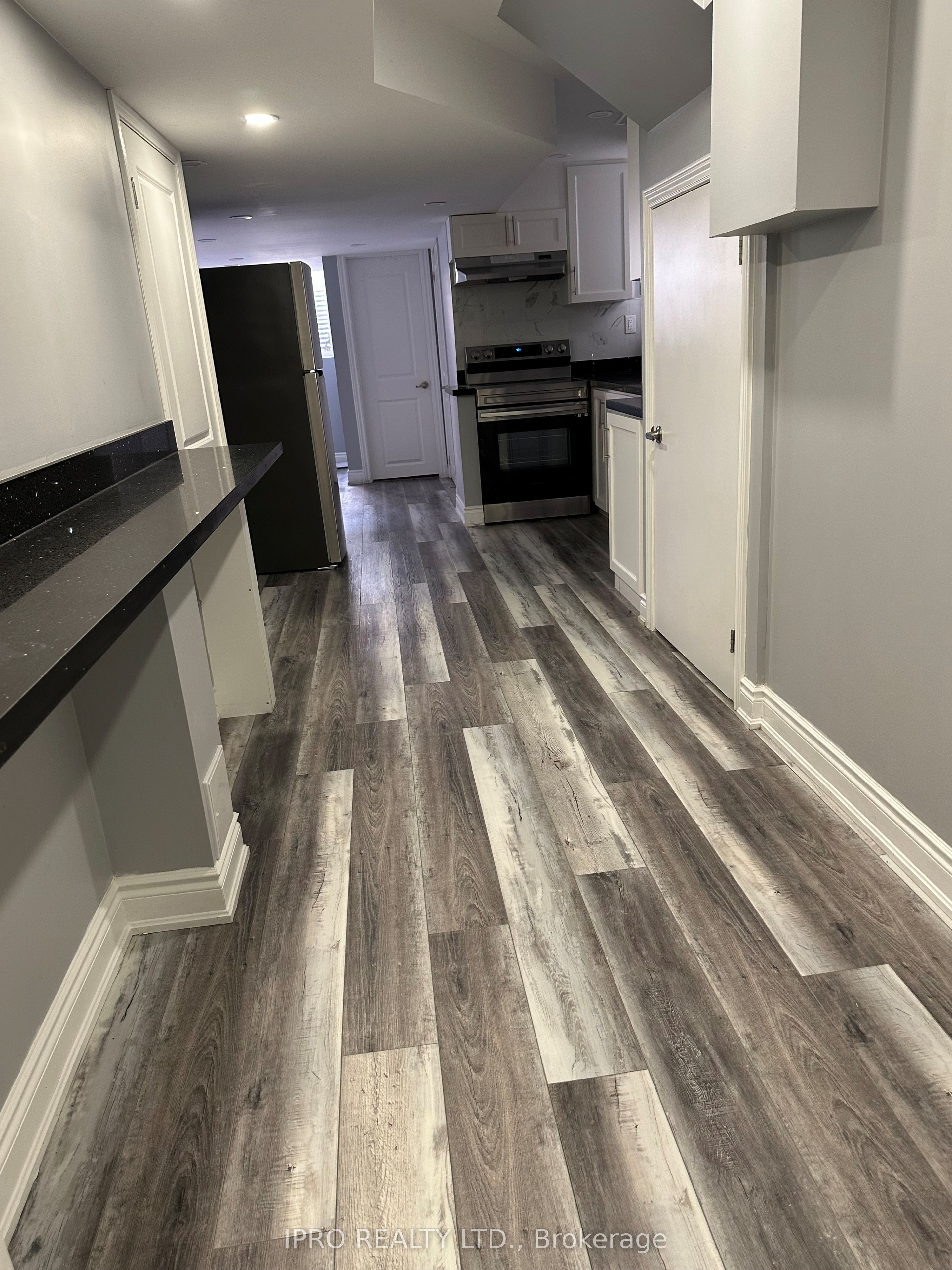 1412 Sycamore Garden Property Photo 4