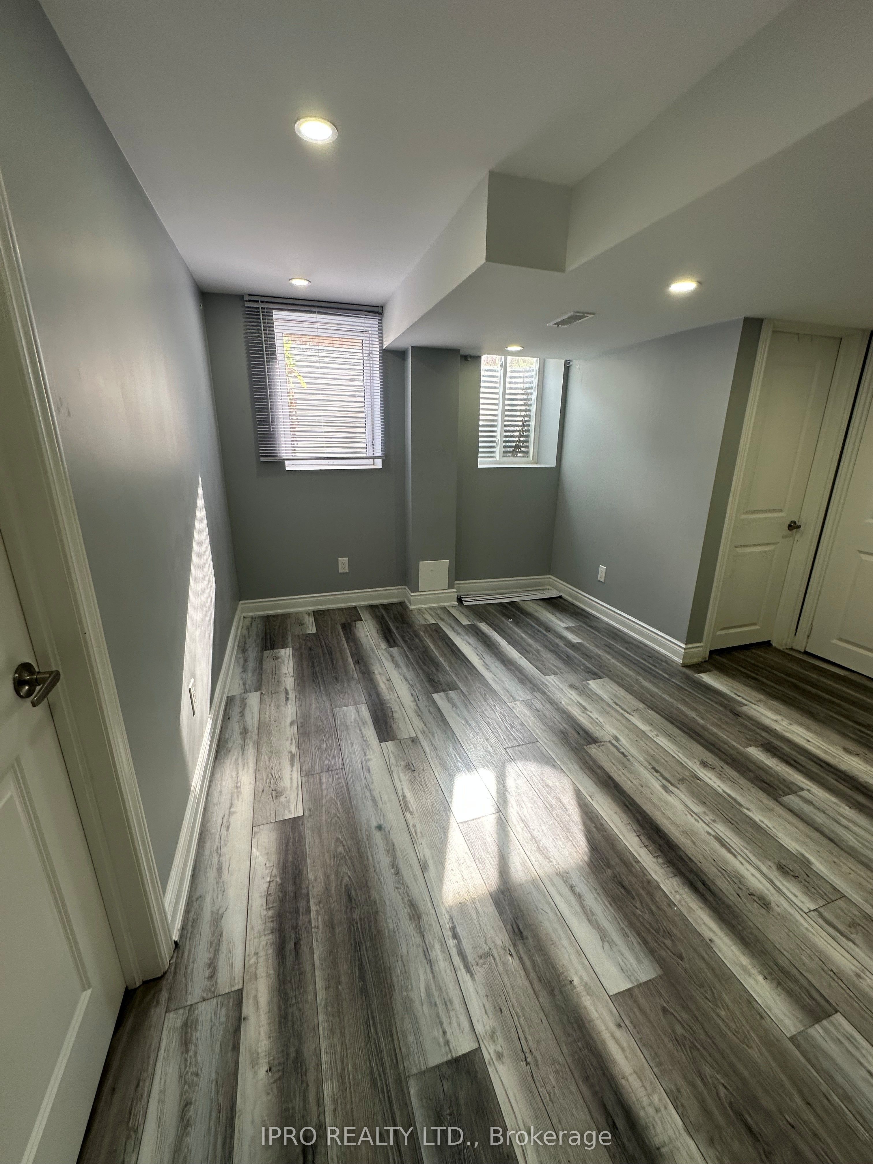 1412 Sycamore Garden Property Photo 5