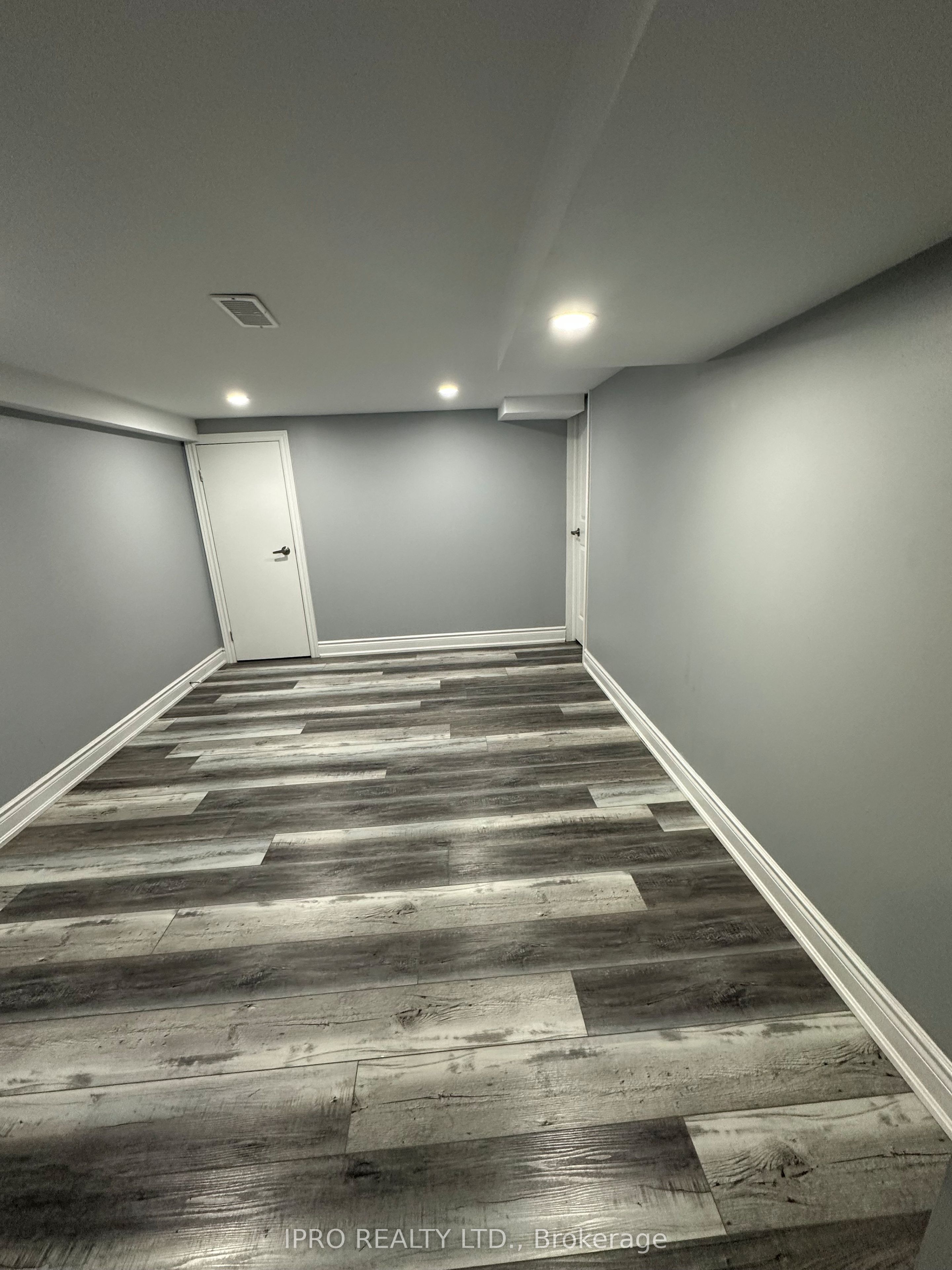 1412 Sycamore Garden Property Photo 13