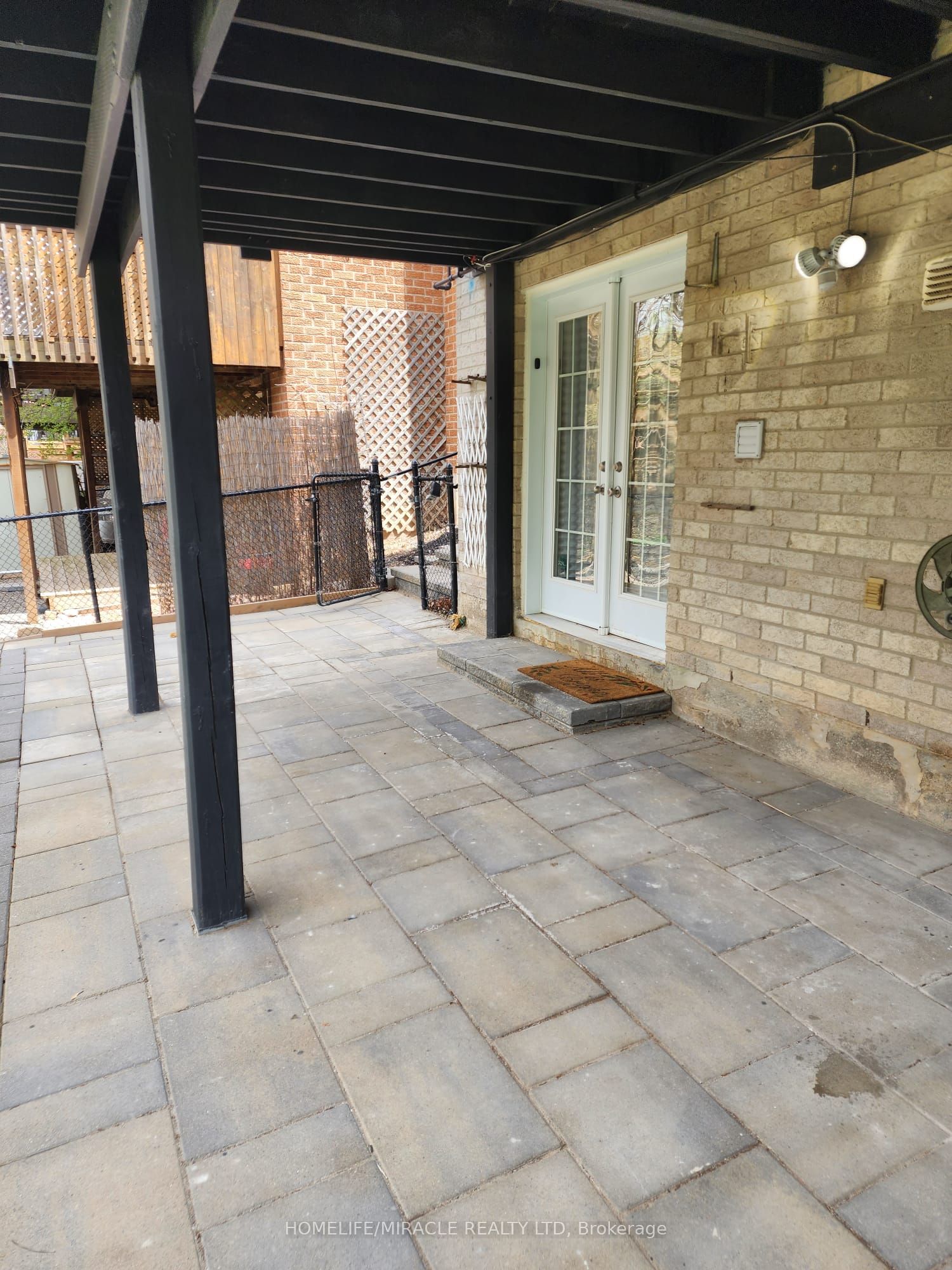 #lower - 2385 Hargood Place Property Photo 12