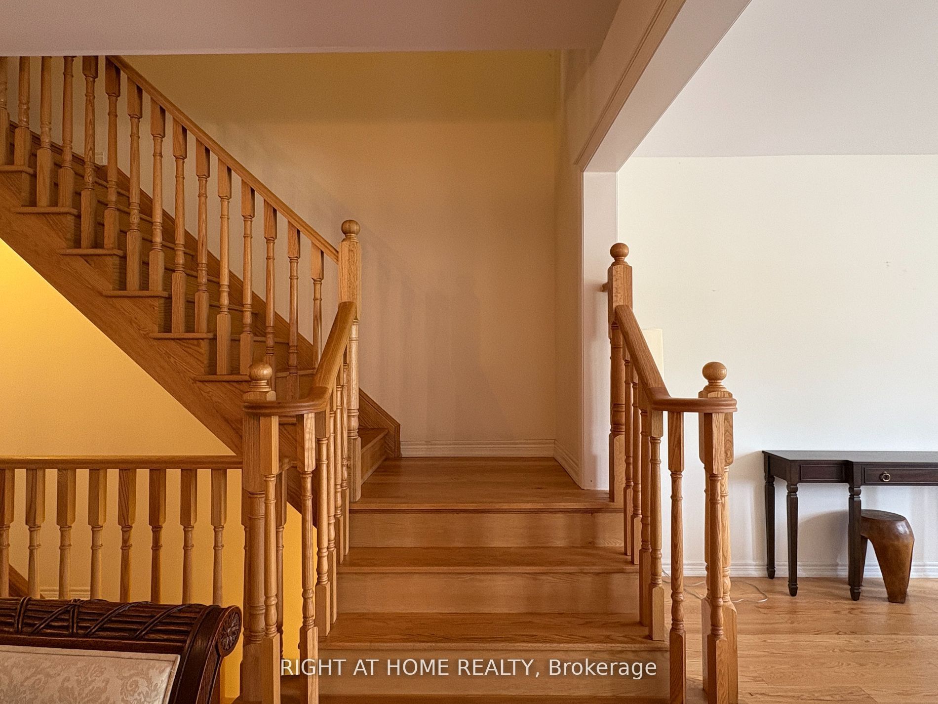 540 Stream Cres Property Photo 11