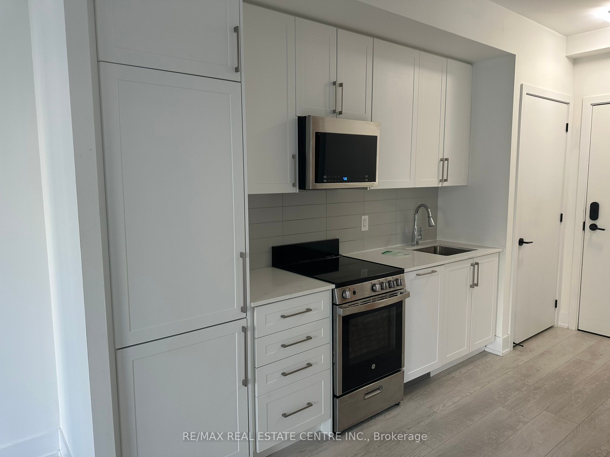 2450 Old Bronte Rd Property Photo 15