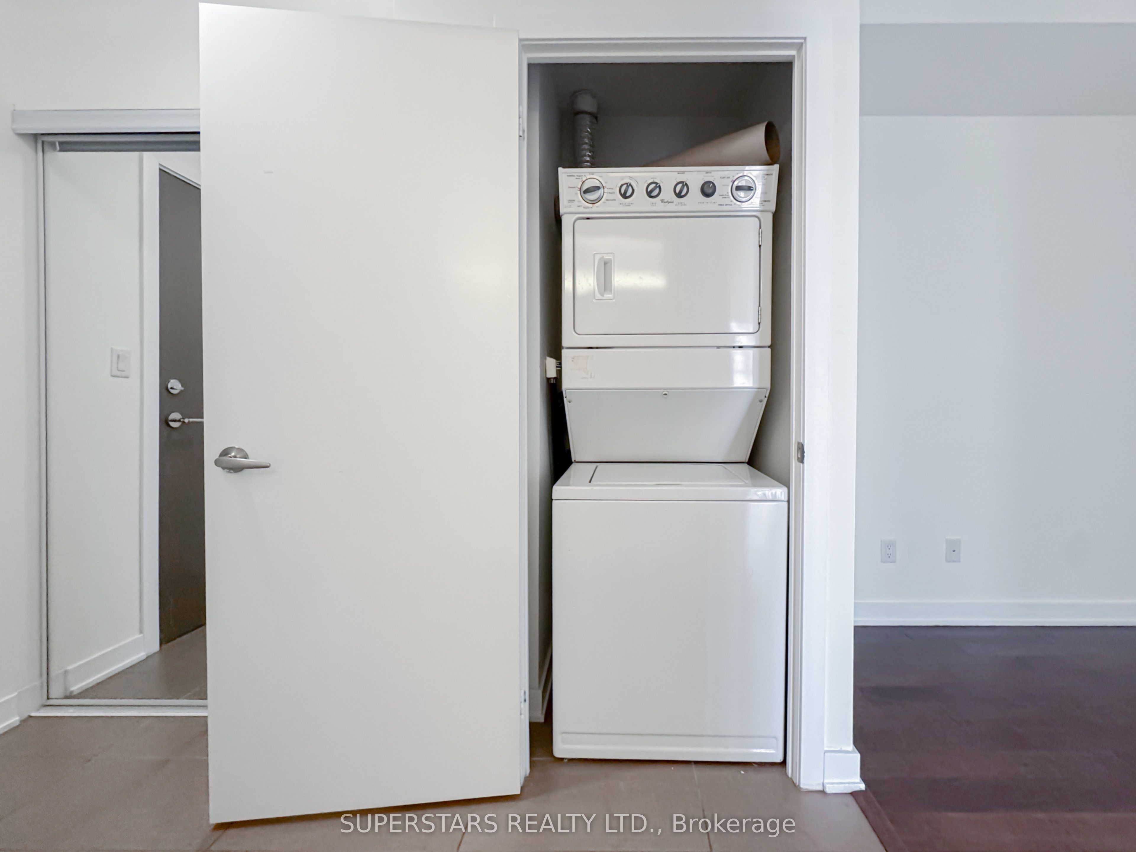 4065 Brickstone Mews Property Photo 27