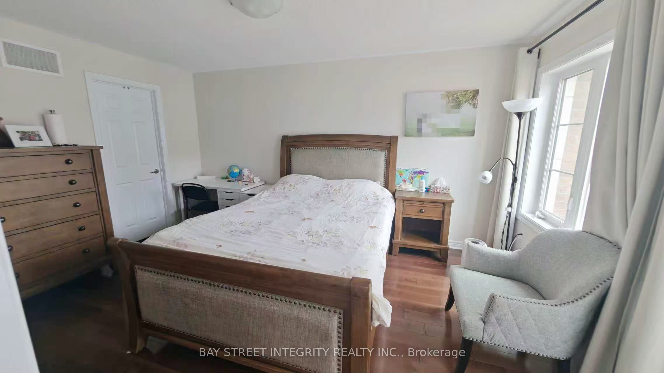 3302 Erasmum Street Property Photo 12