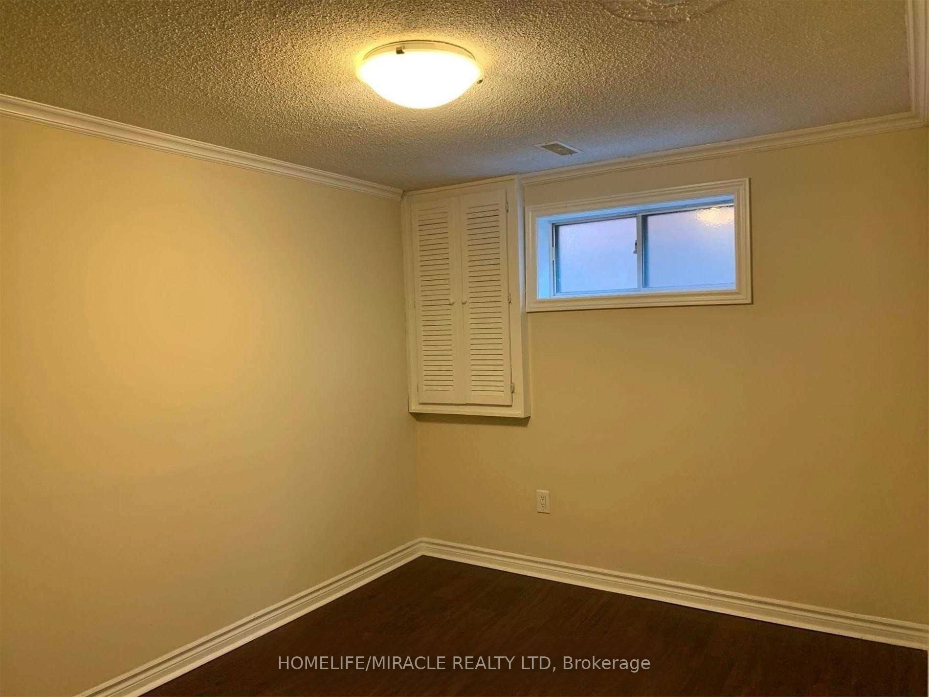 515 Louis Drive Property Photo 10