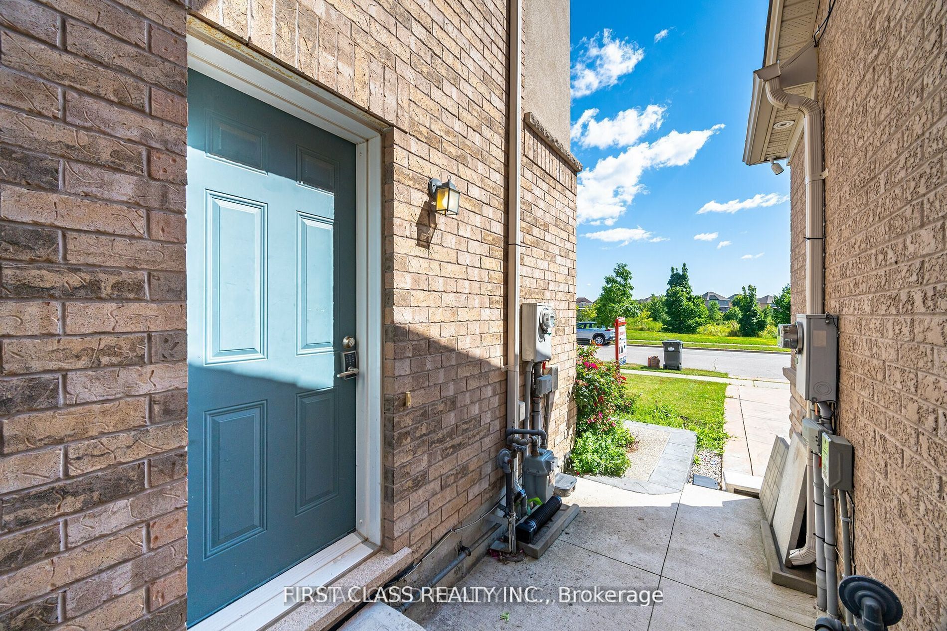 174 Gardenbrooke Trl Property Photo 7