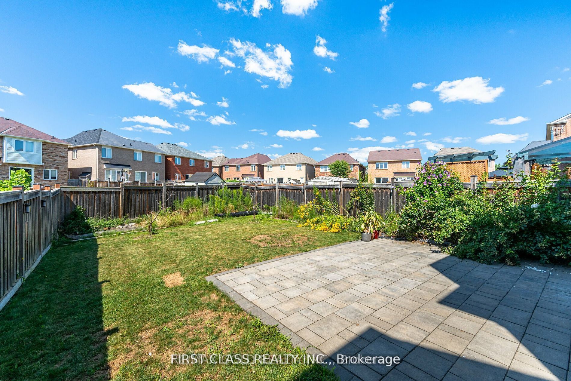 174 Gardenbrooke Trl Property Photo 8