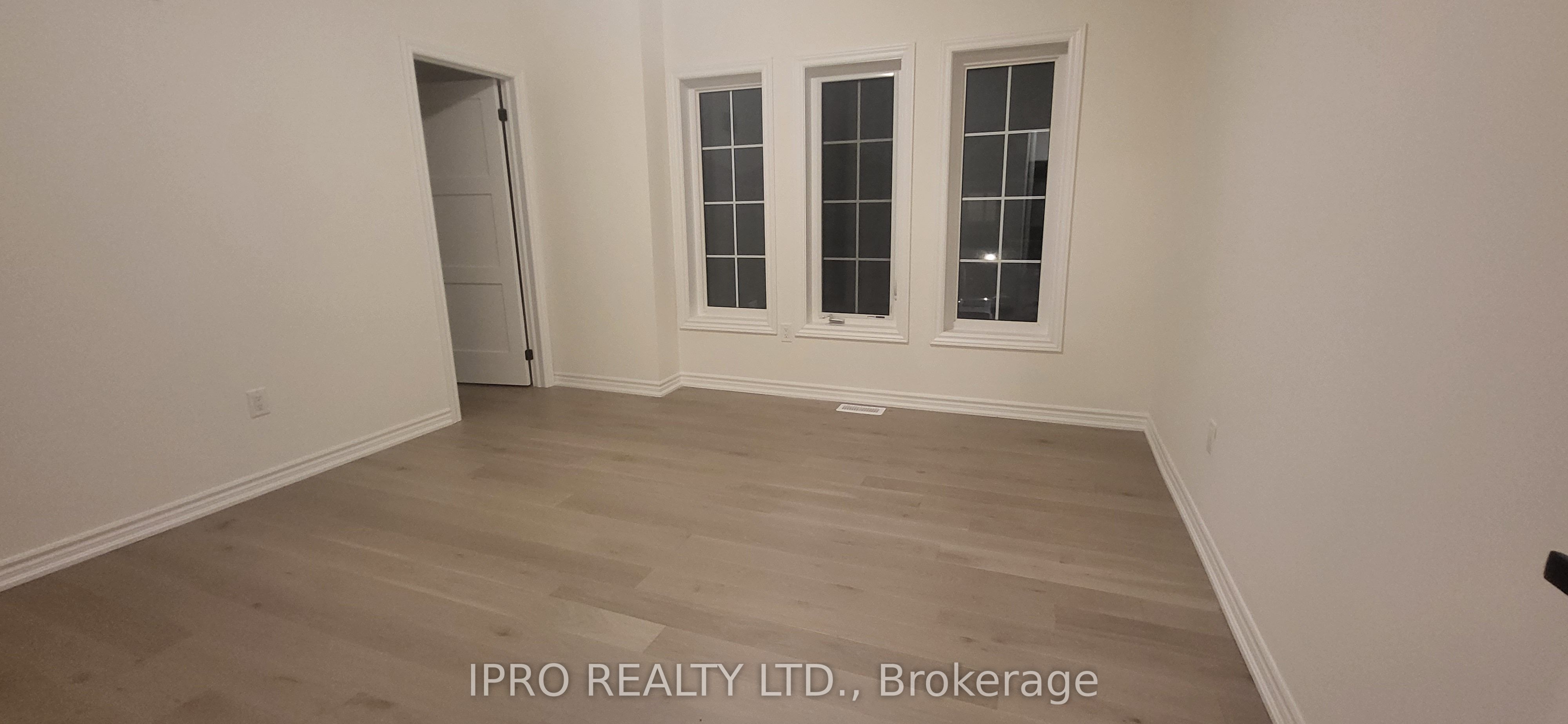 79 Eastman Drive Property Photo 5