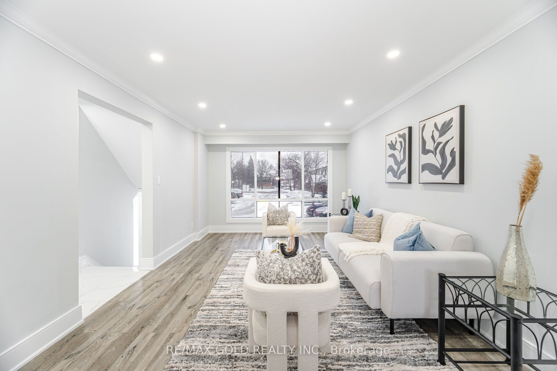 #62 - 7500 Goreway Drive Property Photo 3