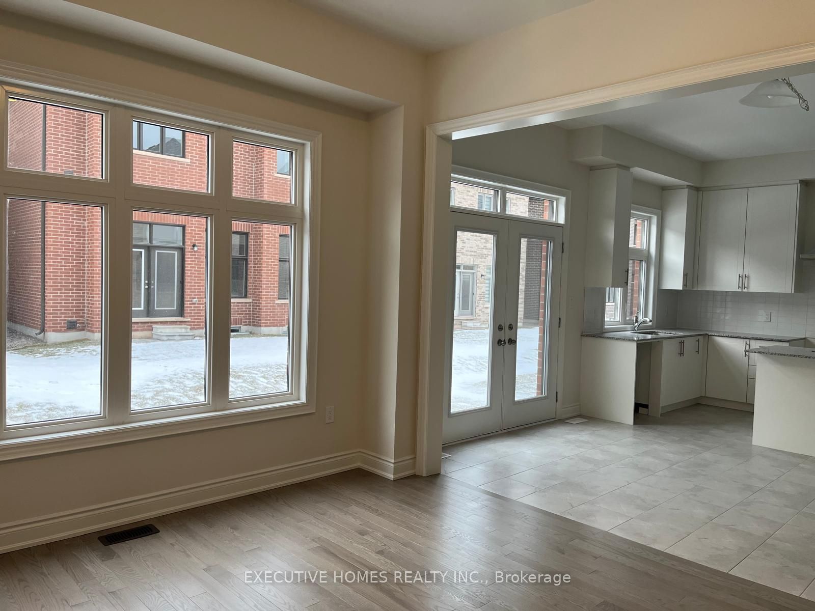 1347 Peony Path Property Photo 2